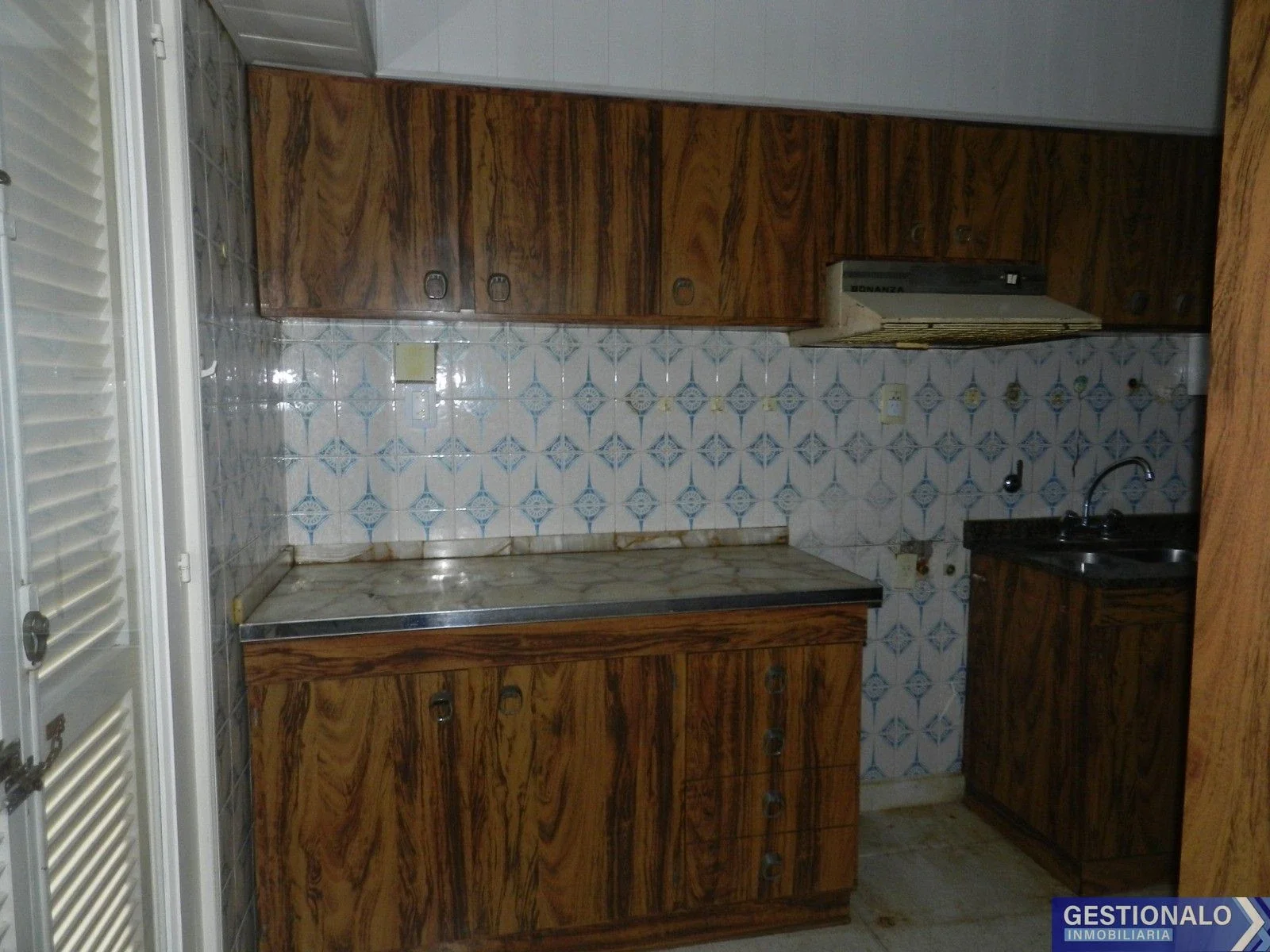 Casa en alquiler c/ cochera en San Carlos Centro - Imagen 4