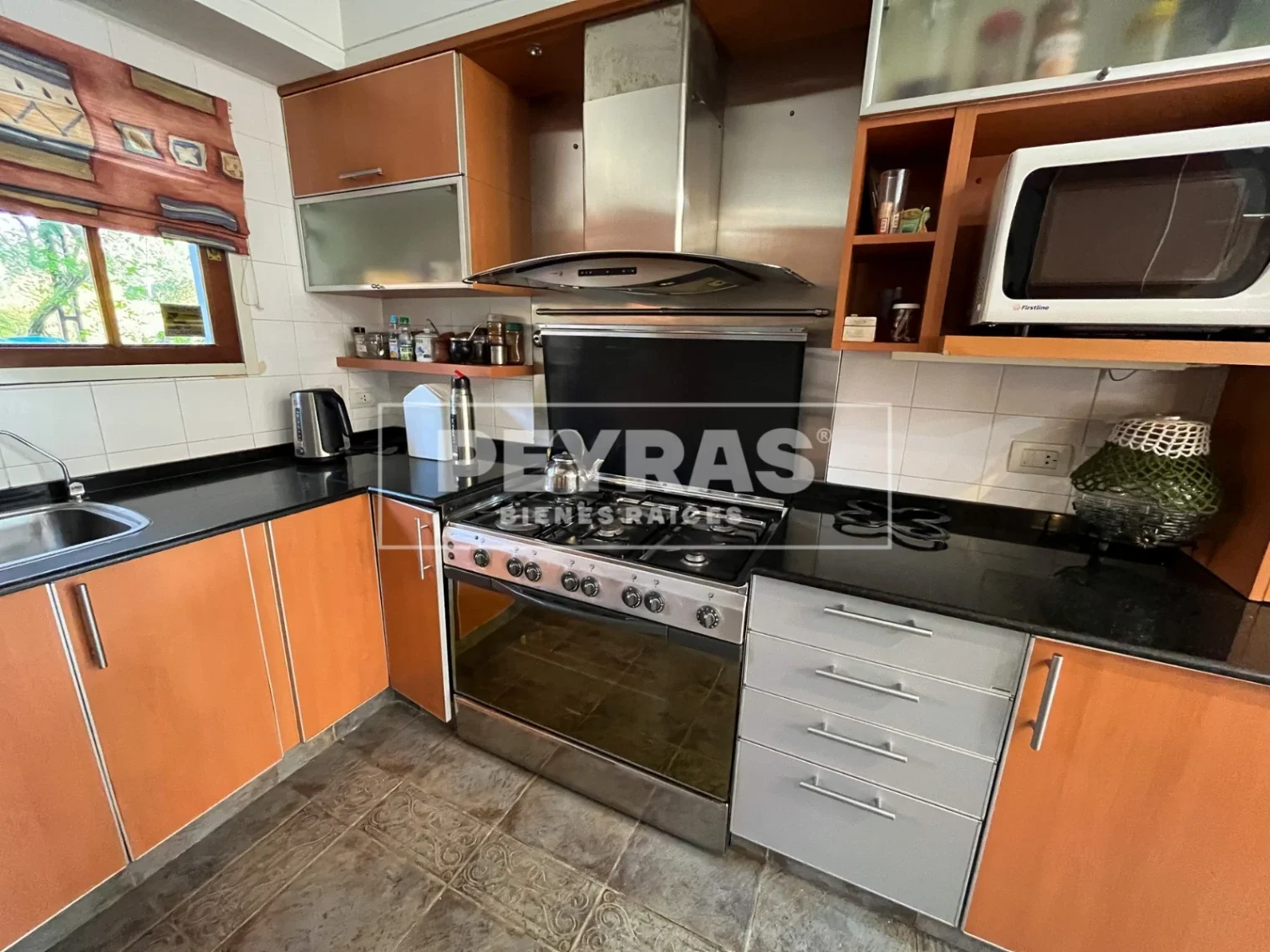 Casa 5 Ambientes en La Martona - Financiación y Permuta / Parte de Pago - Imagen 5