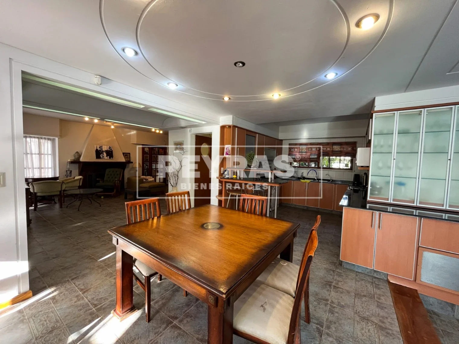 Casa 5 Ambientes en La Martona - Financiación y Permuta / Parte de Pago - Imagen 3
