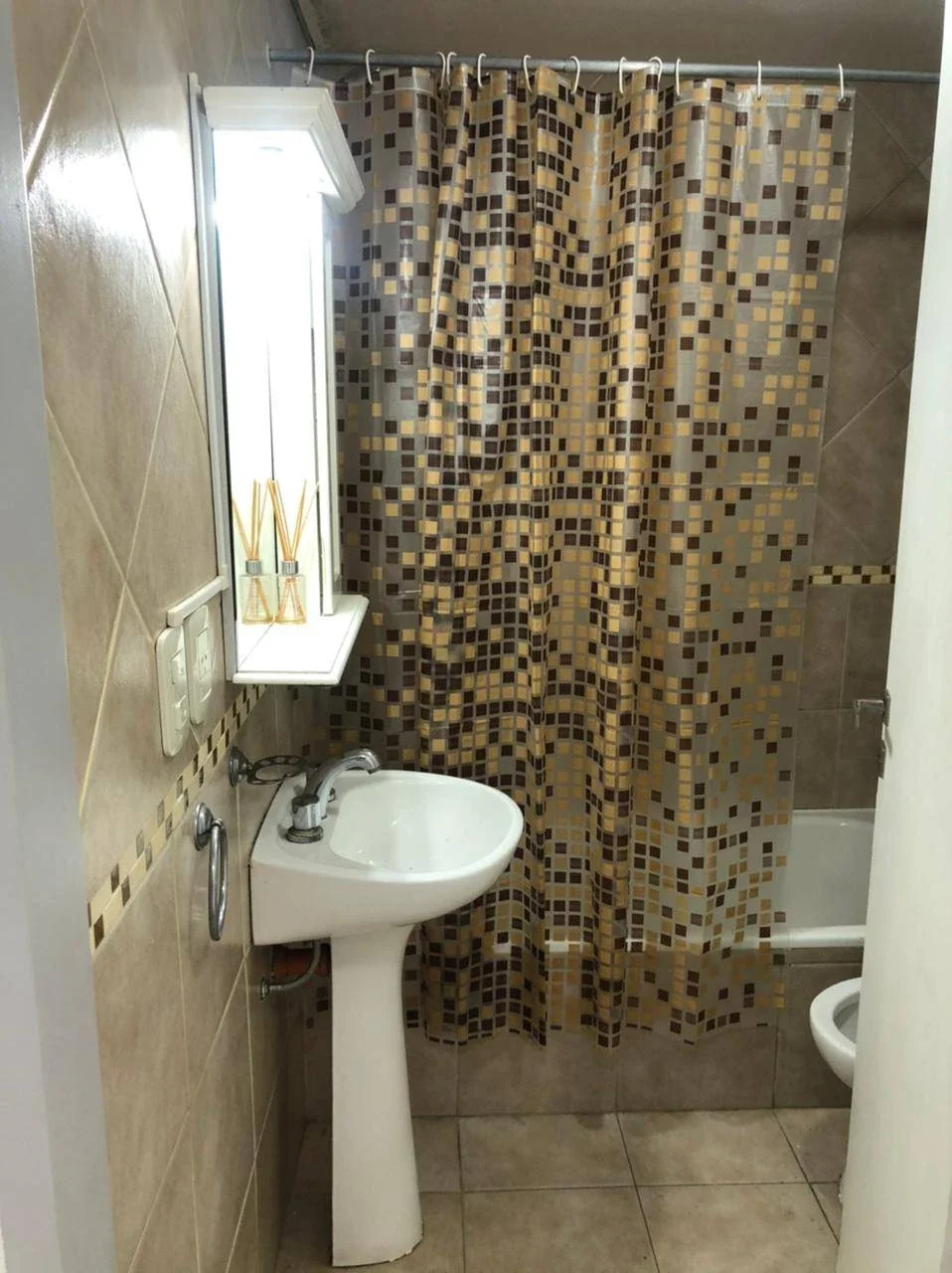 Departamento en alquiler en Lanús Este - Imagen 4