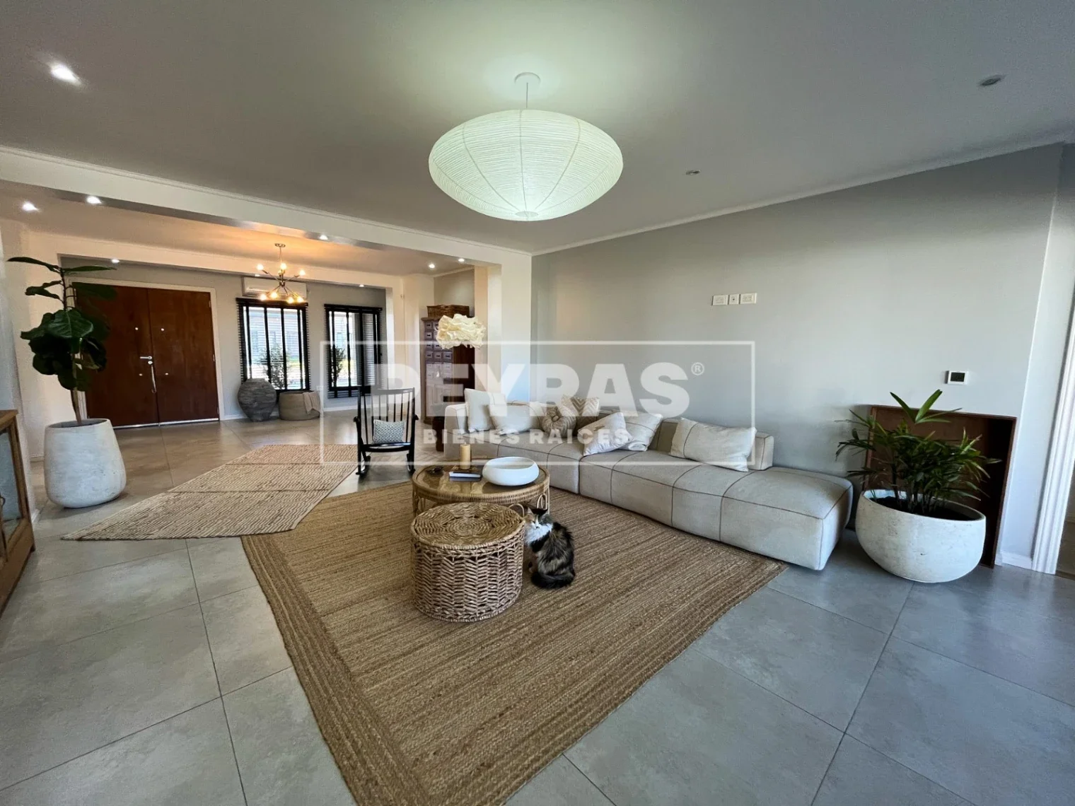 Casa de diseño en El Metejón Barrio Privado | 4 ambientes con Pileta y Parrilla - Imagen 3