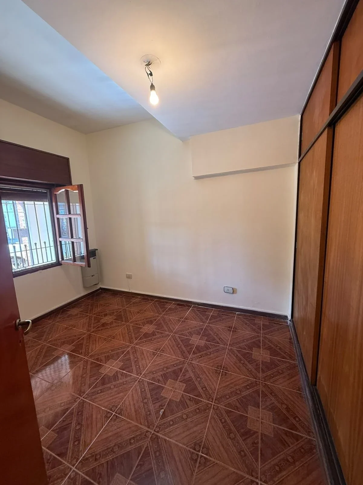PH Tipo Casa 3 Ambientes al Frente en Alquiler. - Imagen 3