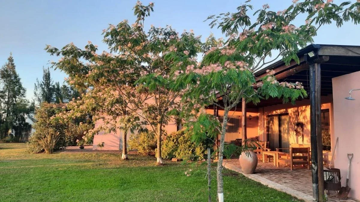 Casa 4 ambientes con parrilla, galería y pileta | Chacras de La Trinidad - Imagen 5