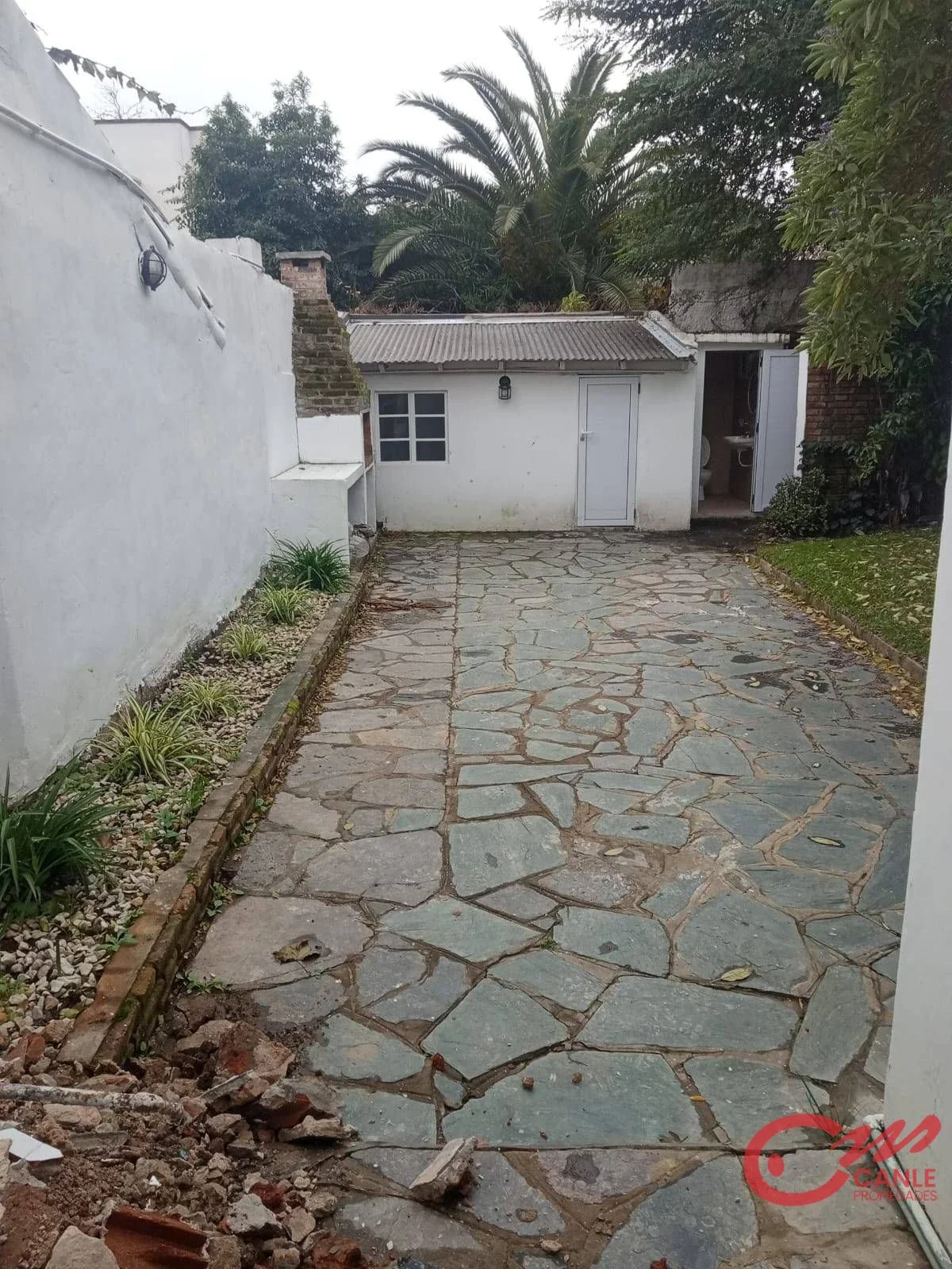 Casa en alquiler c/ cochera en Béccar - Imagen 2