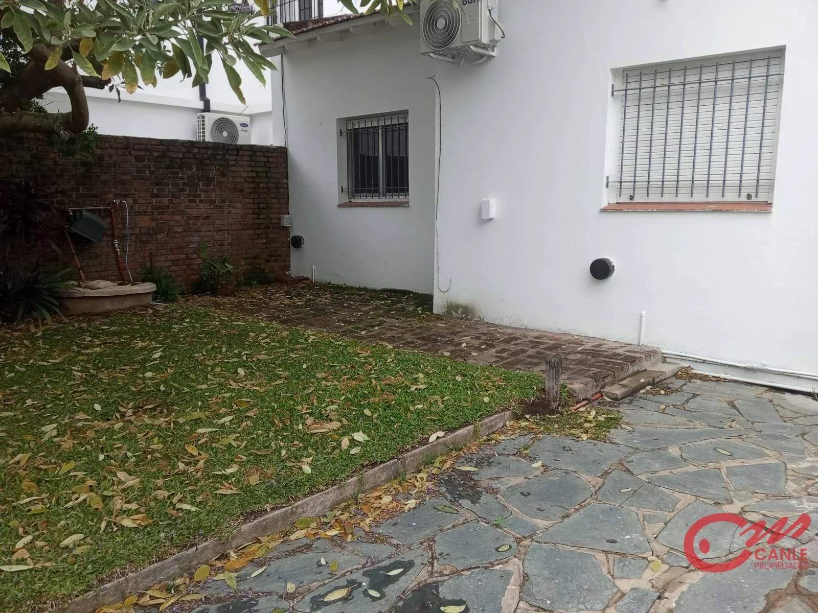Casa en alquiler c/ cochera en Béccar - Imagen 3