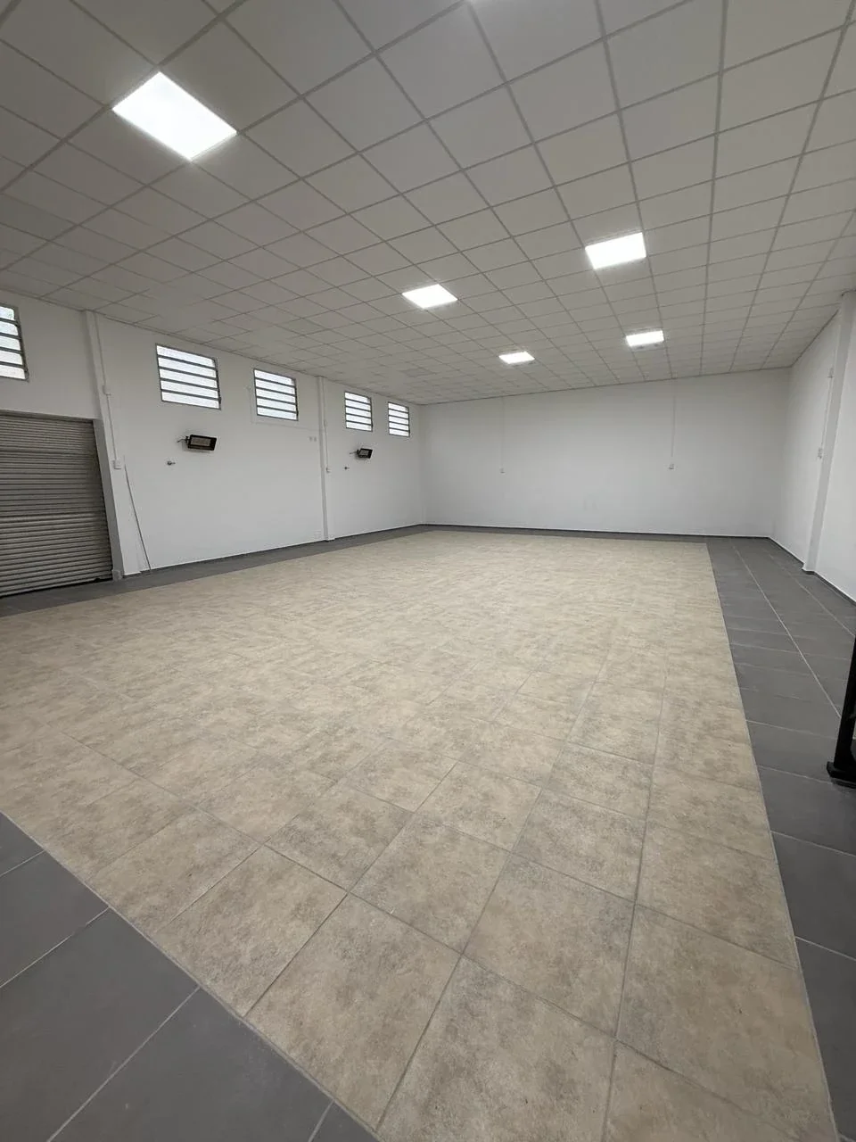 Local comercial en alquiler ubicado en Almafuerte - Imagen 2