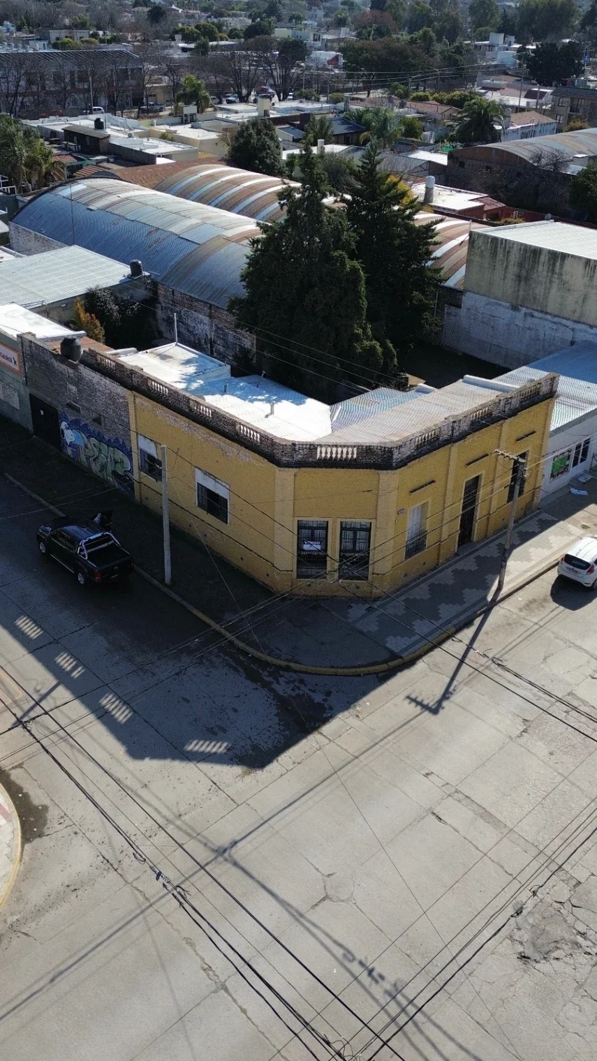 Casa en venta de 3 dormitorios c/ cochera en Almafuerte - Imagen 1