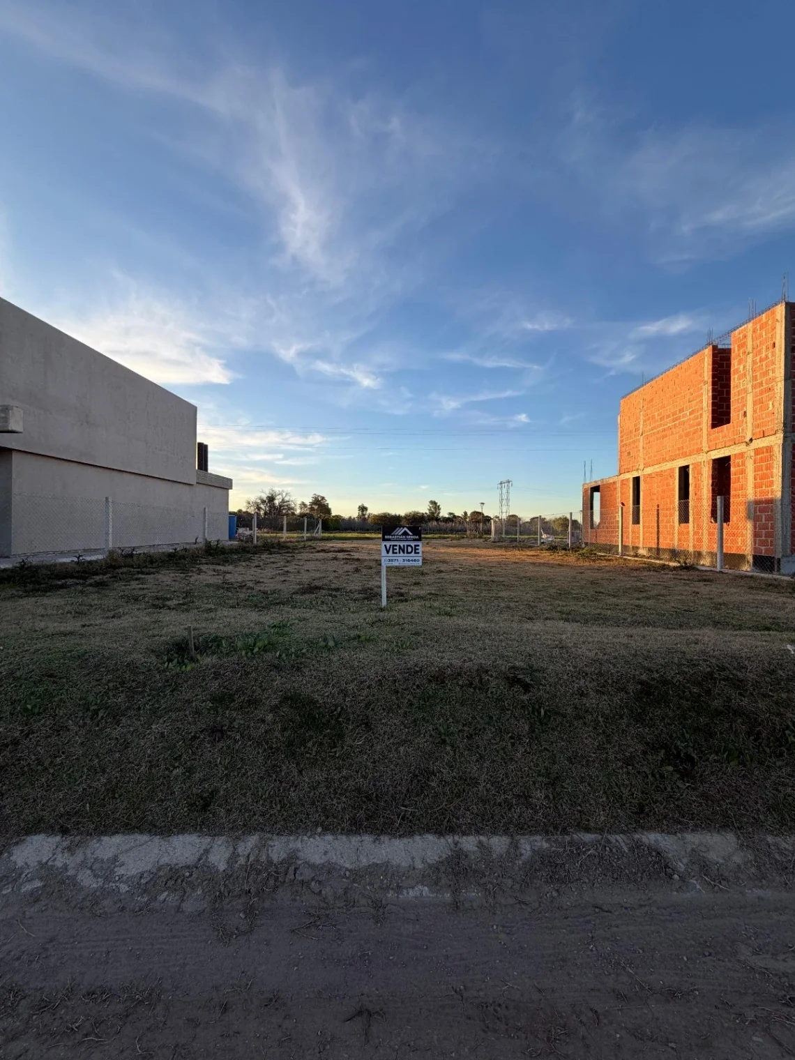 Terreno / Lote en venta de 491.36m2 ubicado en Almafuerte - Imagen 1