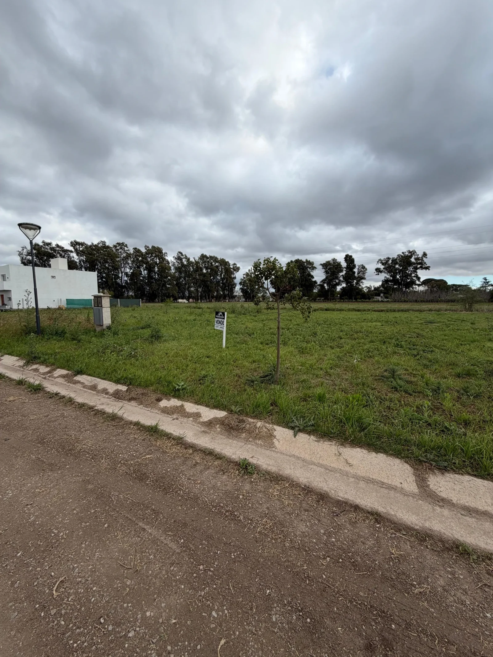 Terreno / Lote en venta de 348m2 ubicado en Almafuerte - Imagen 3