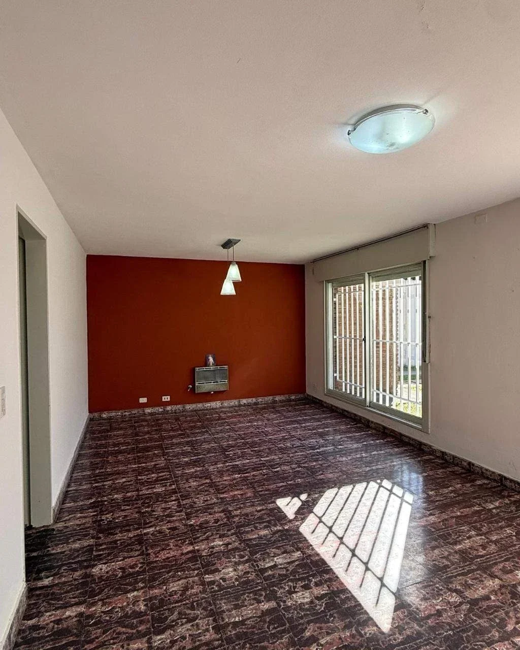 Casa en venta c/ cochera en Almafuerte - Imagen 3