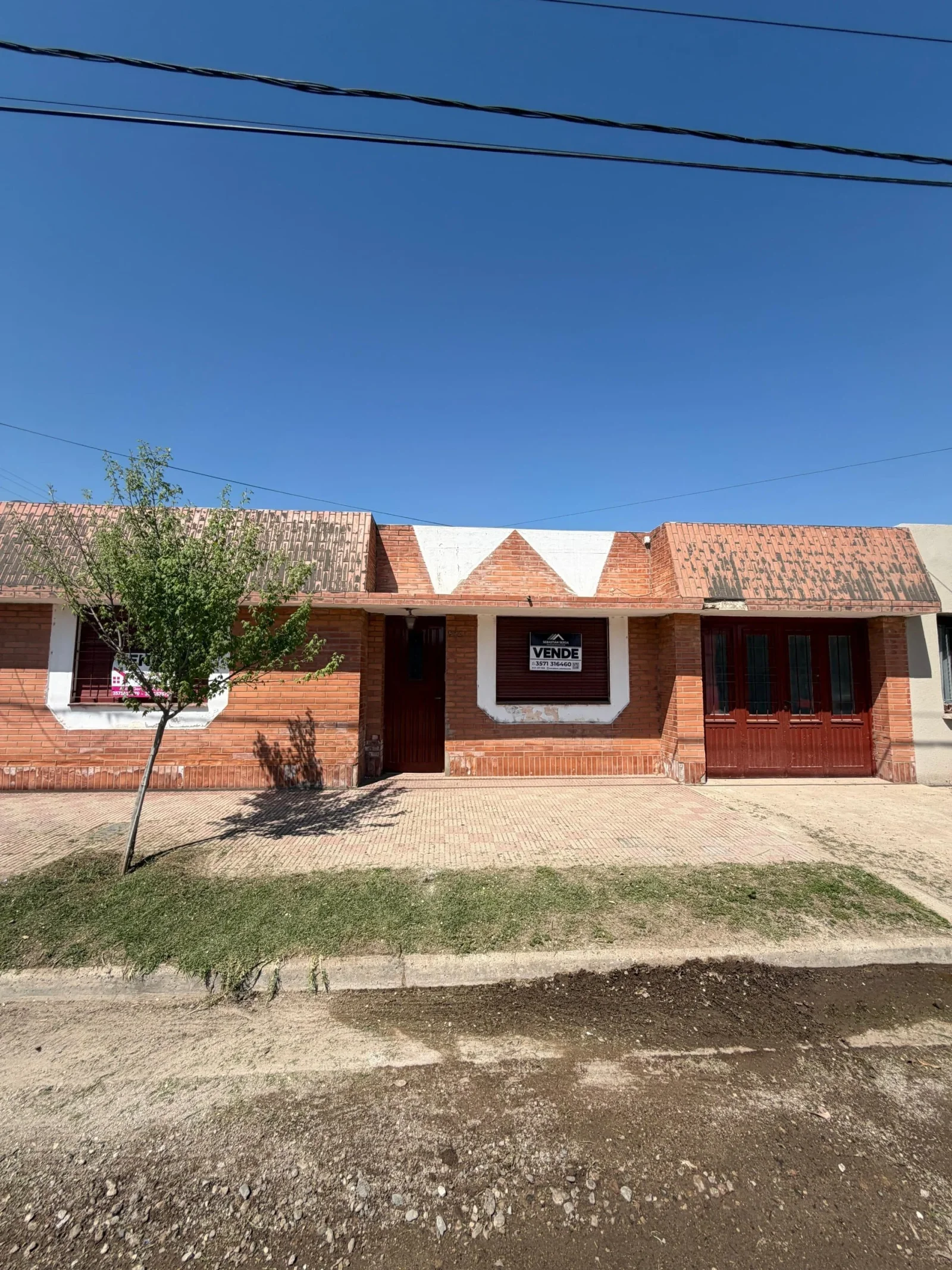 Casa en venta c/ cochera en Almafuerte - Imagen 1