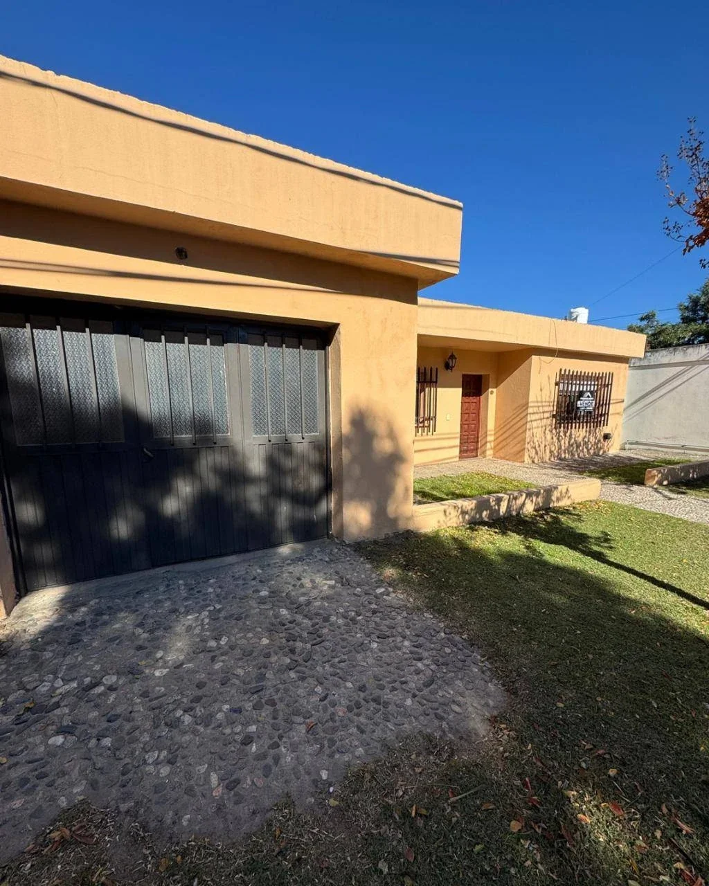 Casa en venta de 3 dormitorios c/ cochera en Almafuerte - Imagen 2
