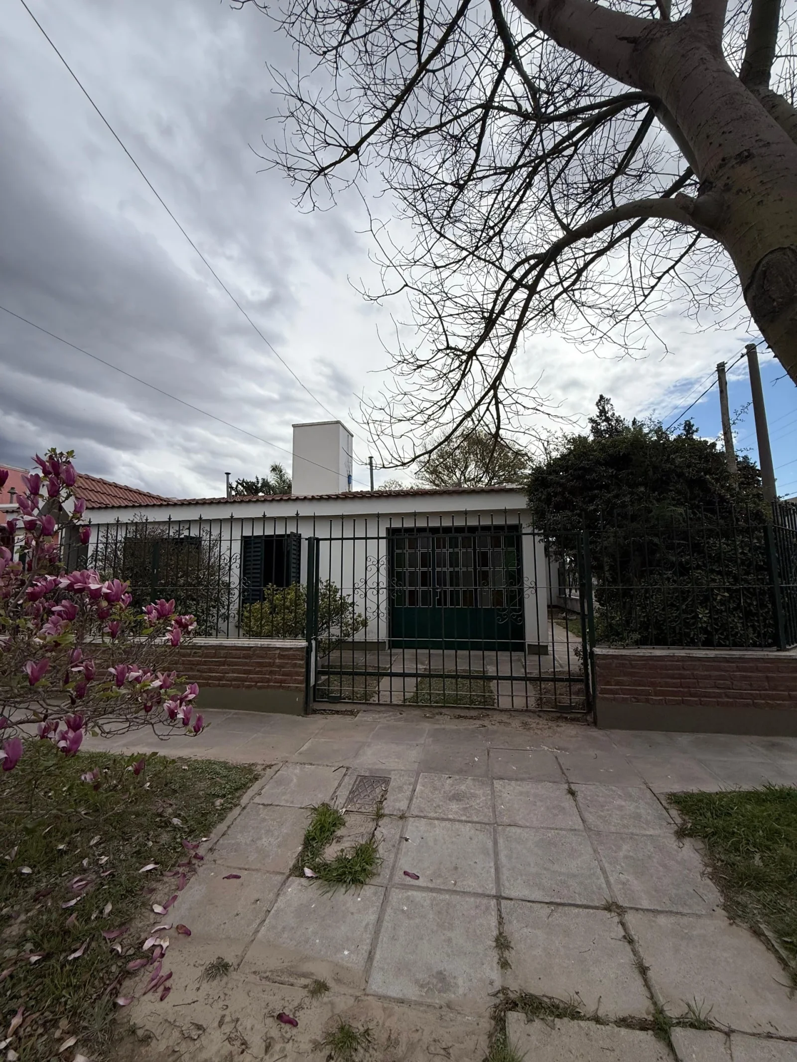 Casa en venta c/ cochera en Almafuerte - Imagen 2