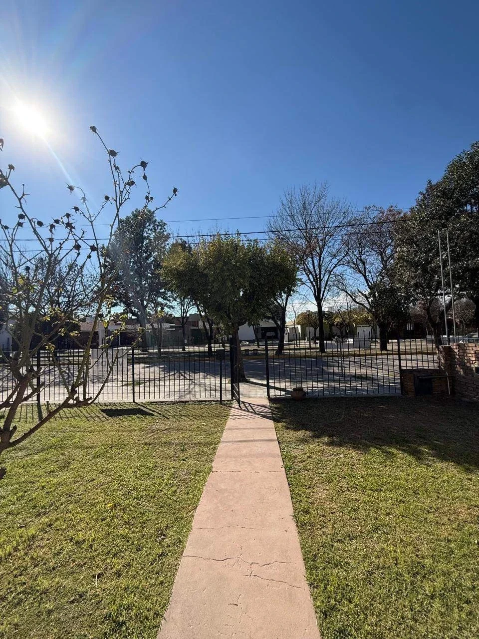 Casa en venta c/ cochera en Almafuerte - Imagen 2
