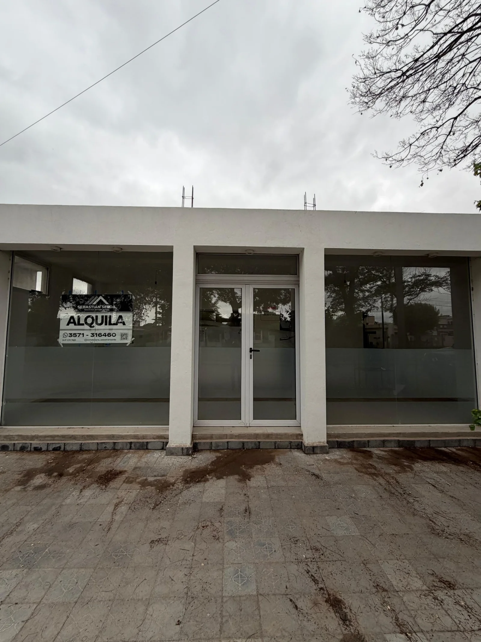 Local comercial en alquiler ubicado en Almafuerte - Imagen 1