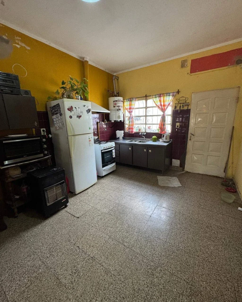 Casa en venta de 3 dormitorios c/ cochera en Almafuerte - Imagen 2