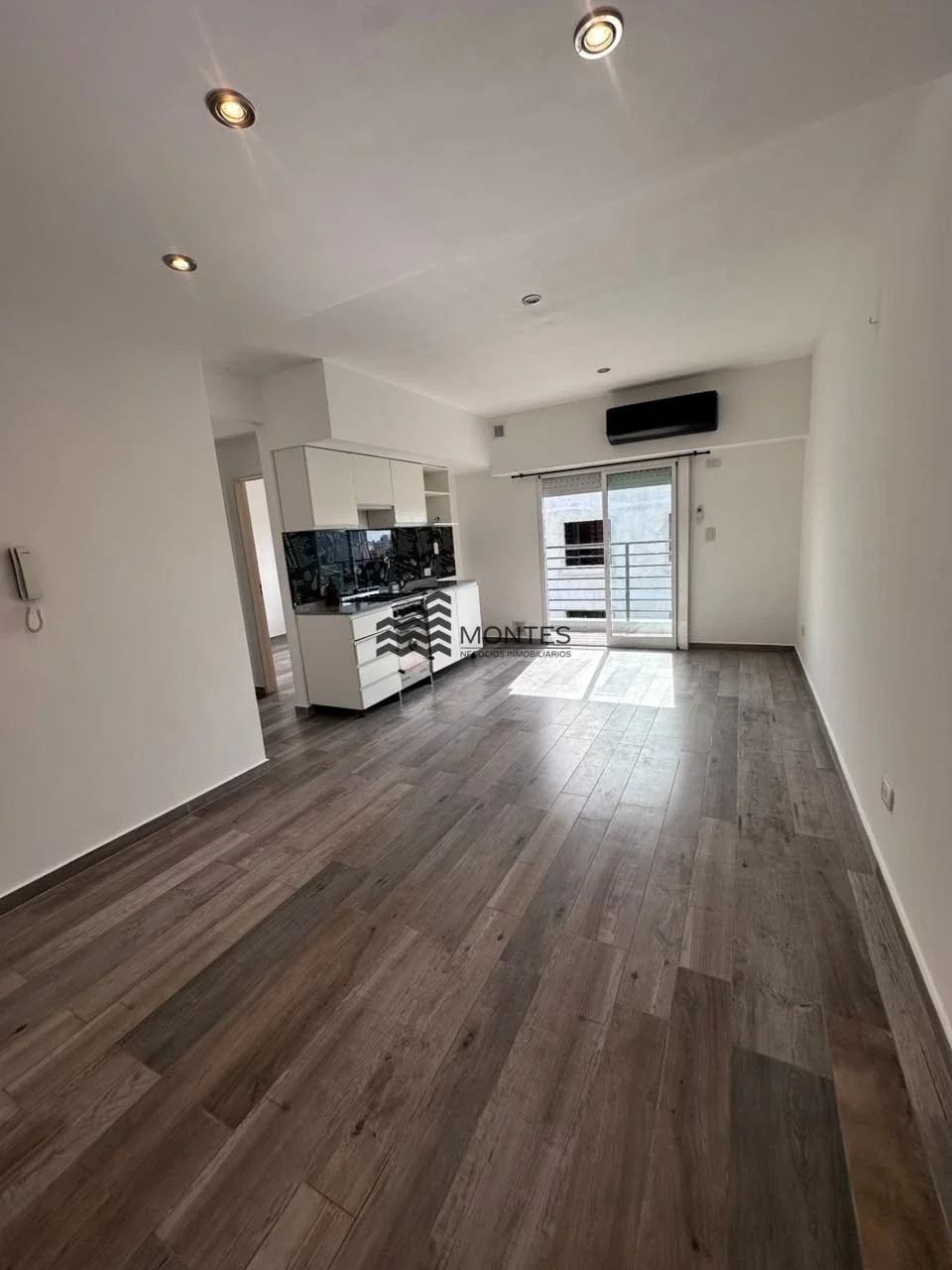 Departamento en alquiler en Villa Luzuriaga - Imagen 1