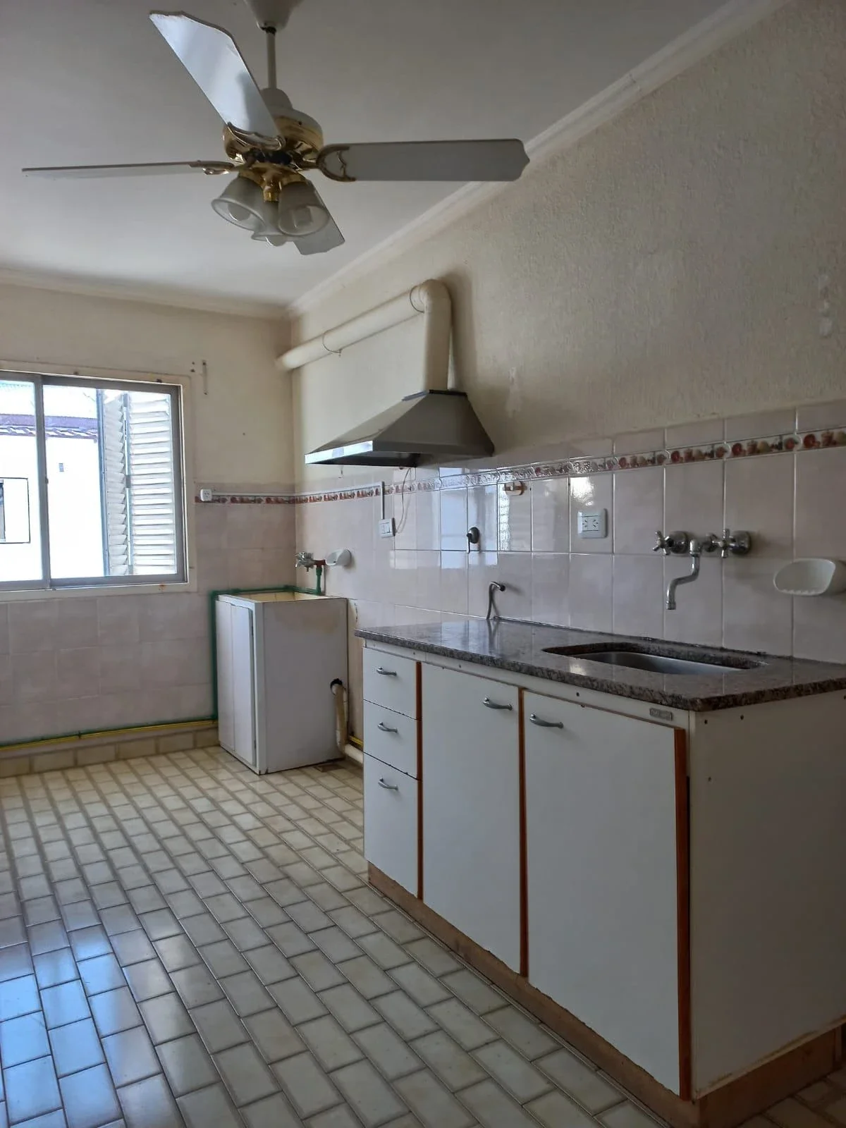 Hermoso departamento de 3 dormitorios en Punta Alta - Imagen 2