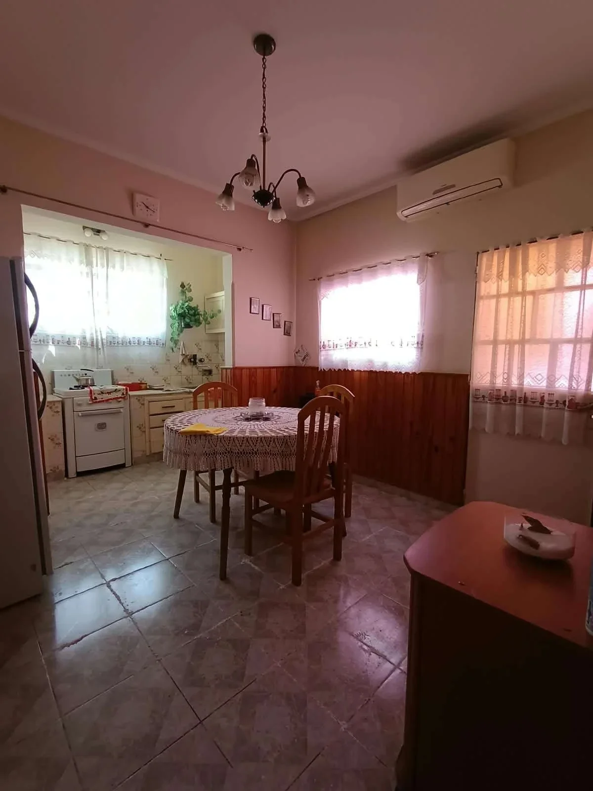 Casa en venta c/ cochera en Punta Alta - Imagen 2