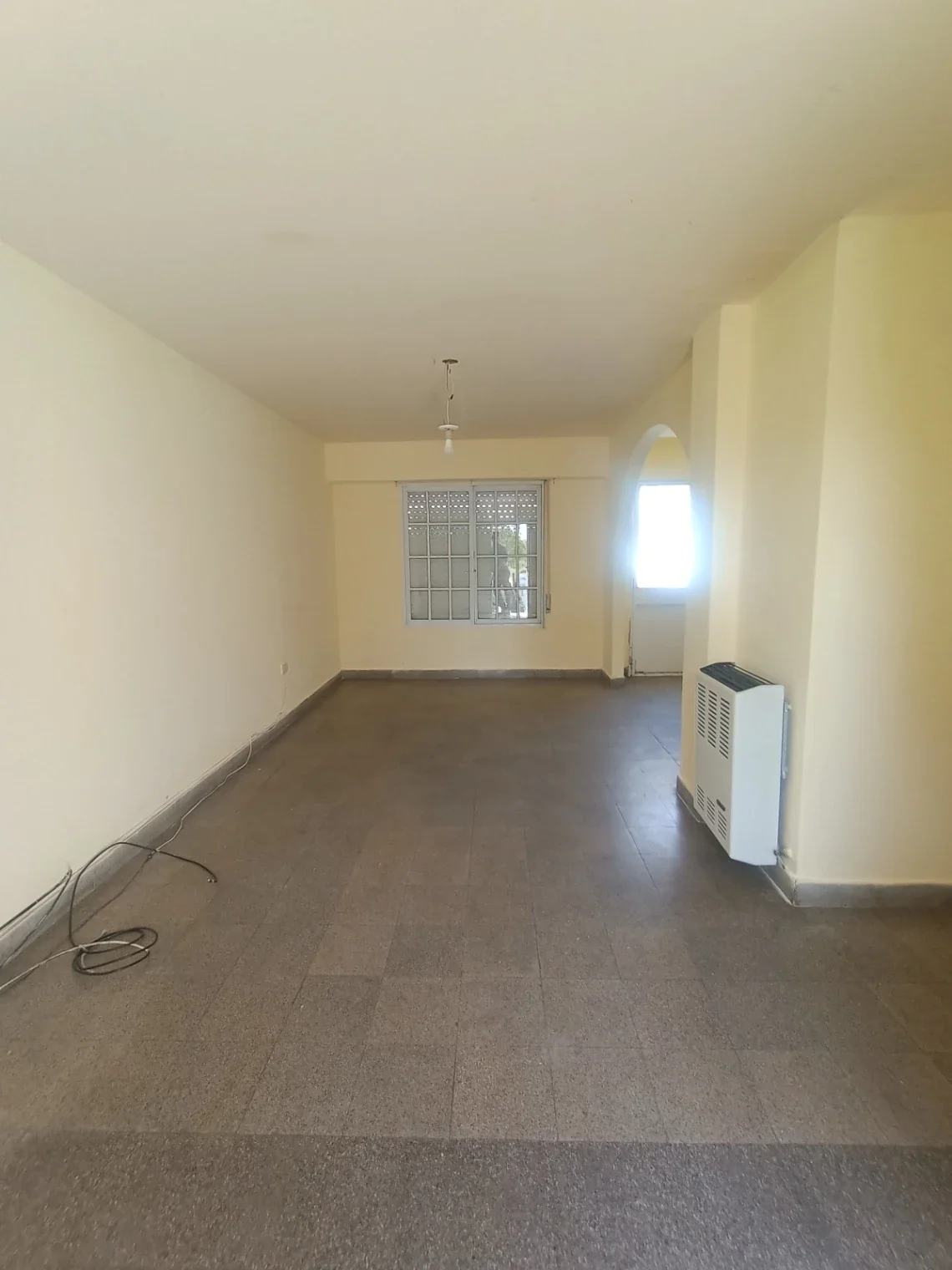 Dúplex en venta de 2 dormitorios c/ cochera en Punta Alta - Imagen 2