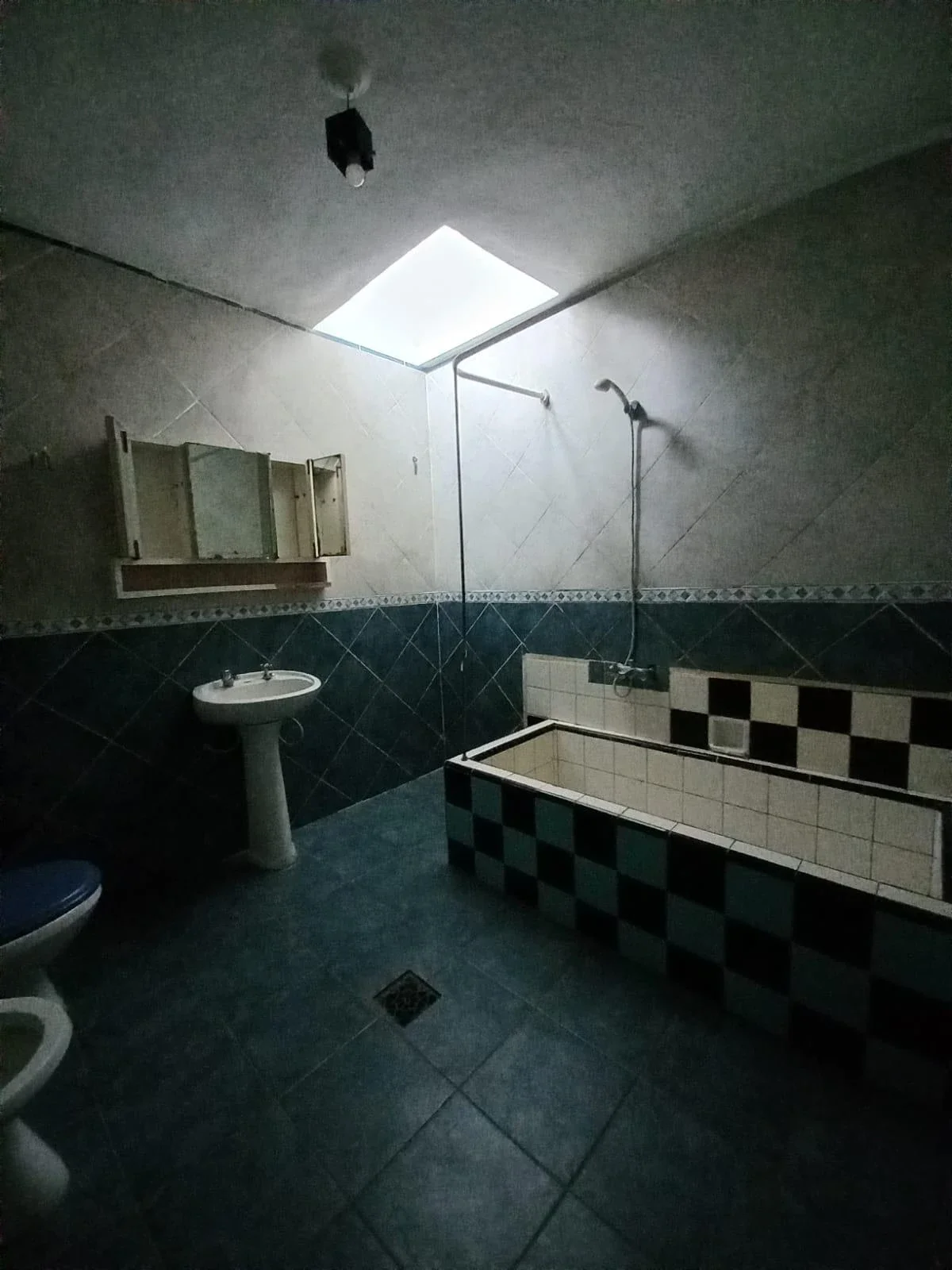 Casa en venta de 3 dormitorios c/ cochera en Punta Alta - Imagen 3