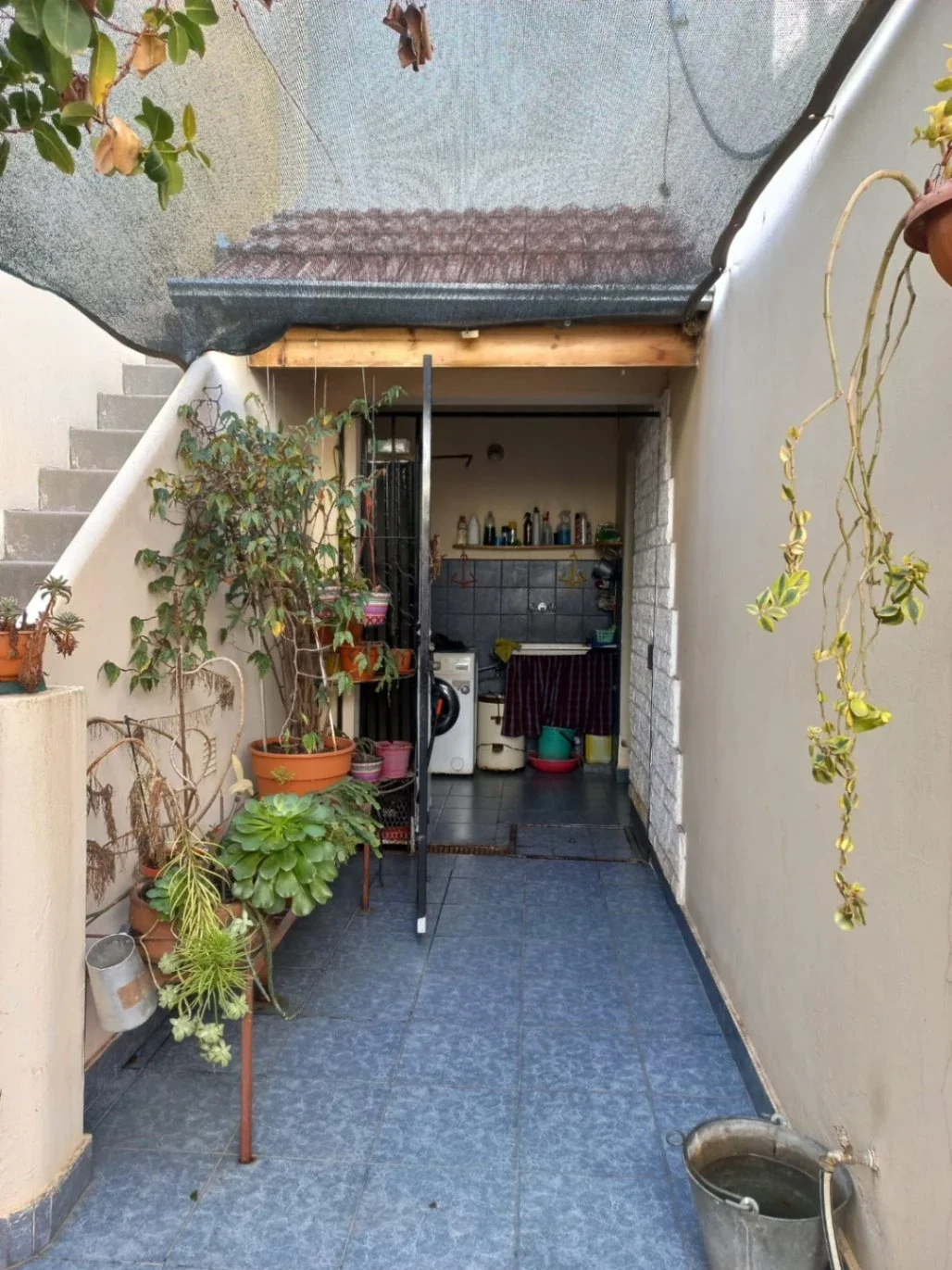Casa en venta de 4 dormitorios c/ cochera en Punta Alta - Imagen 2