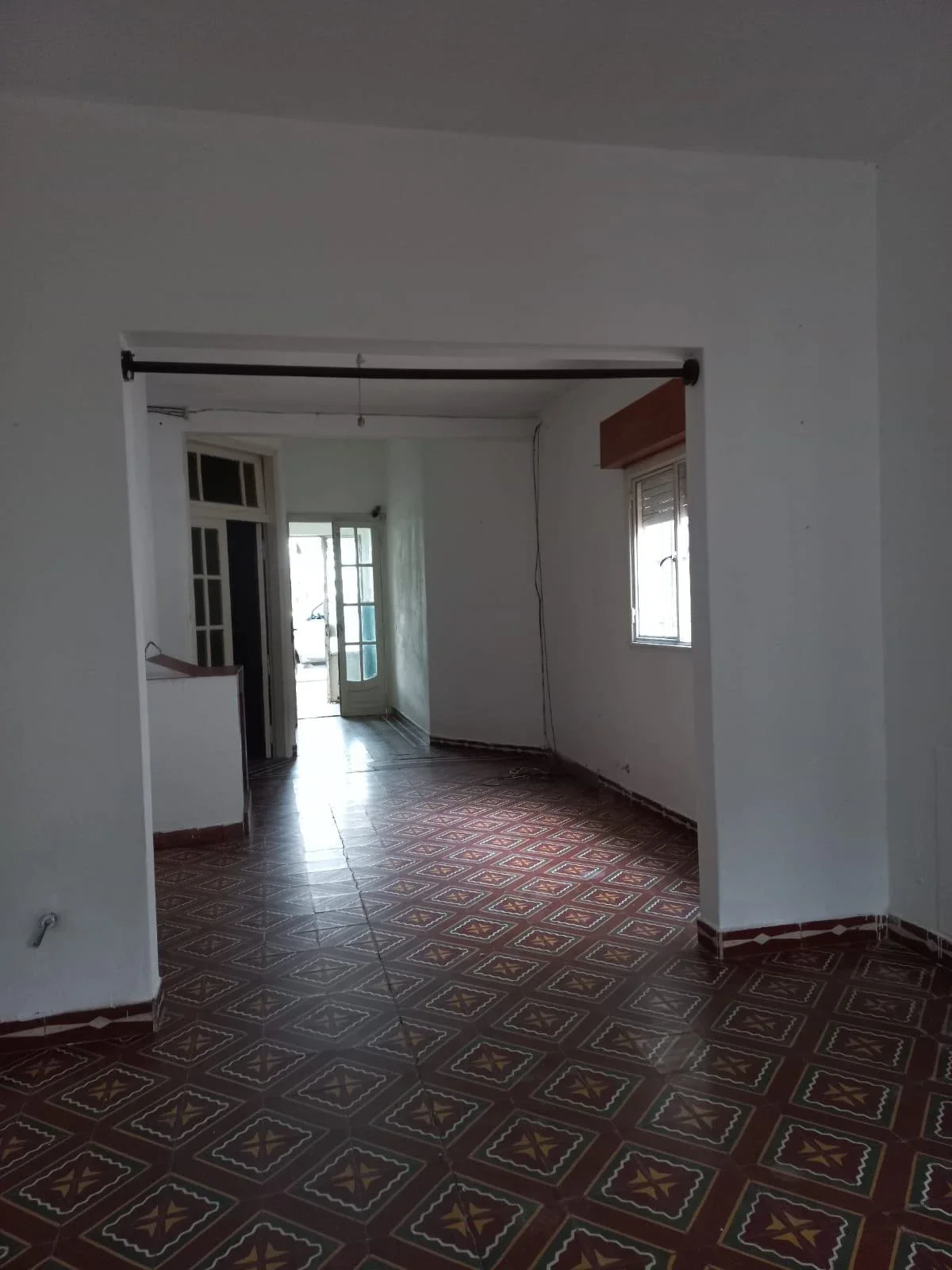 Casa en venta de 3 dormitorios c/ cochera en Punta Alta - Imagen 2