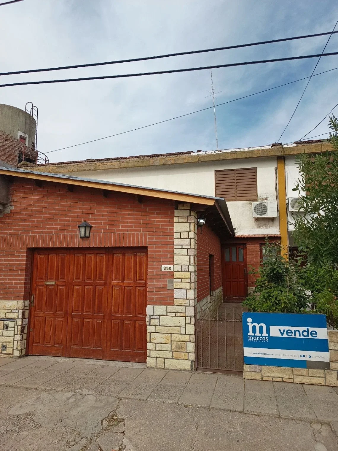 Dúplex en venta de 3 dormitorios c/ cochera en Punta Alta - Imagen 3