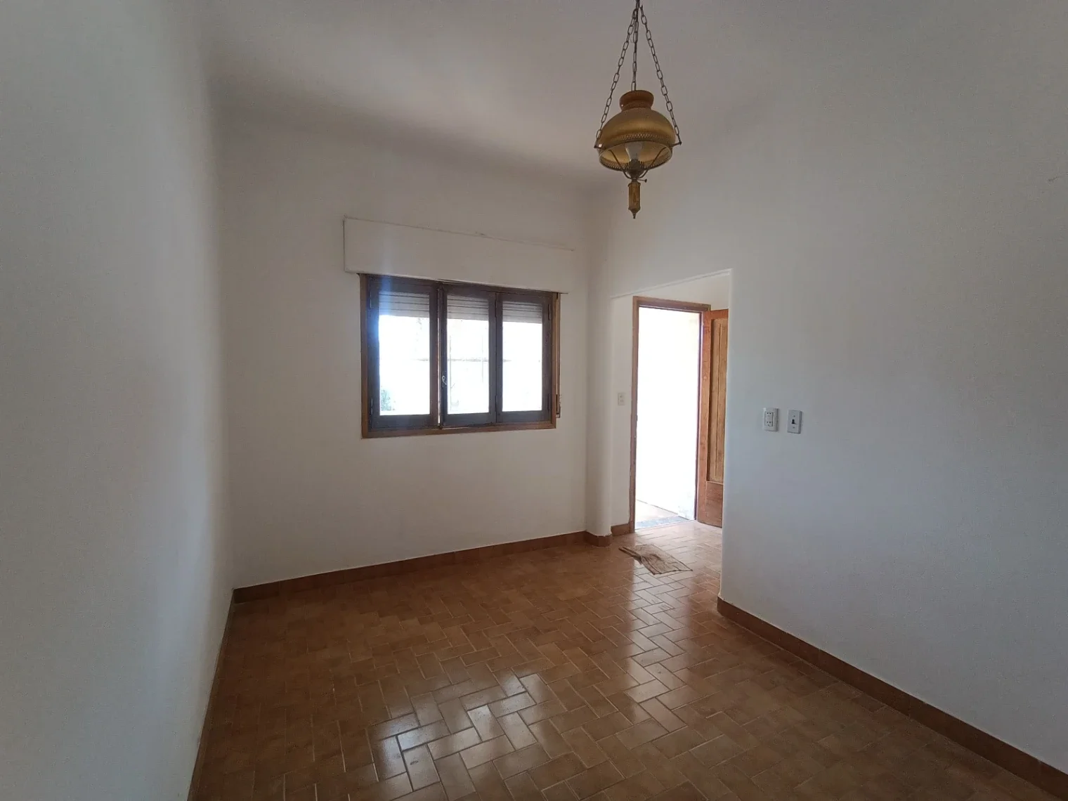 Casa en venta de 2 dormitorios en Punta Alta - Imagen 2
