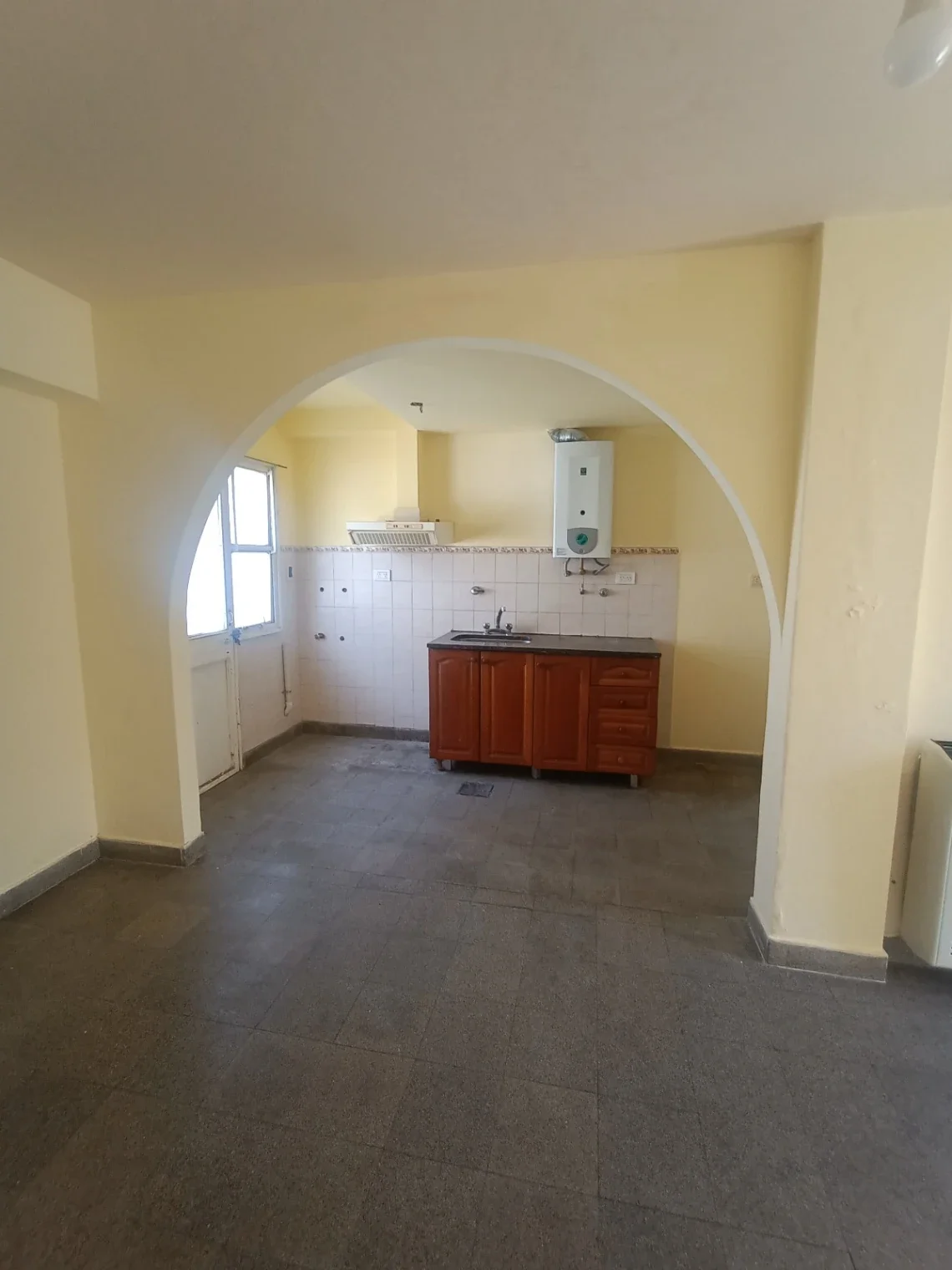Dúplex en venta de 2 dormitorios c/ cochera en Punta Alta - Imagen 3