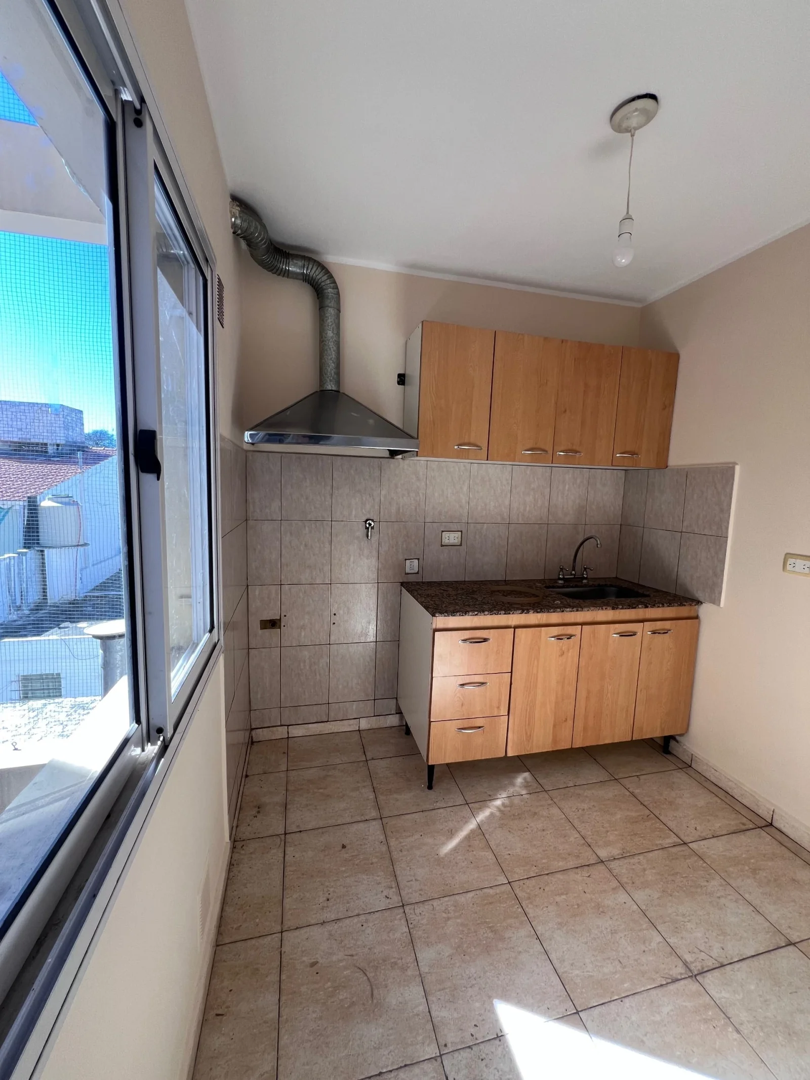 ALQUILER – Departamento 5 Avda. Del Libertador 1467, Alta Gracia - Imagen 2