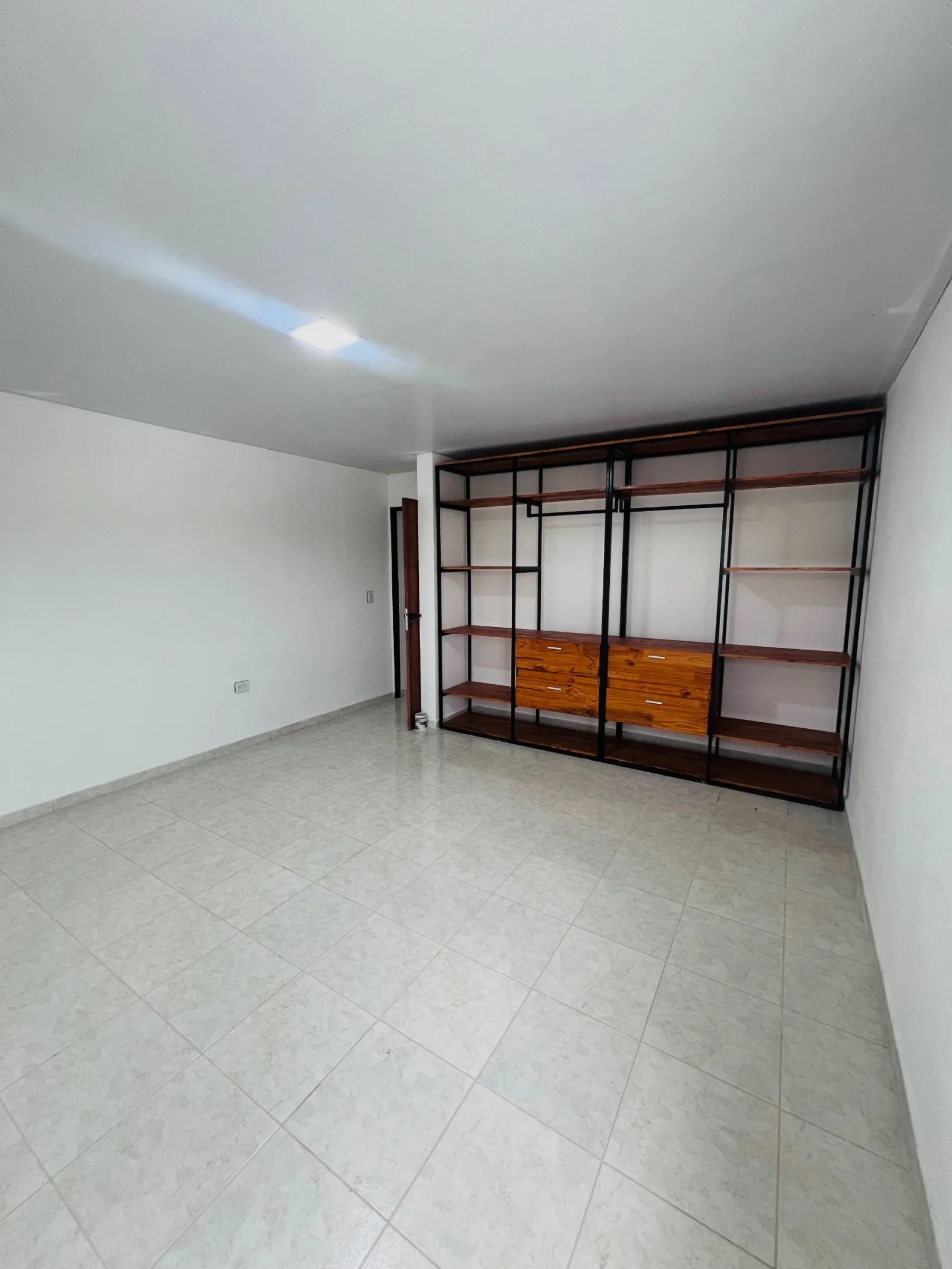 DEPARTAMENTO EN ALQUILER - Villa Camiares - Imagen 3