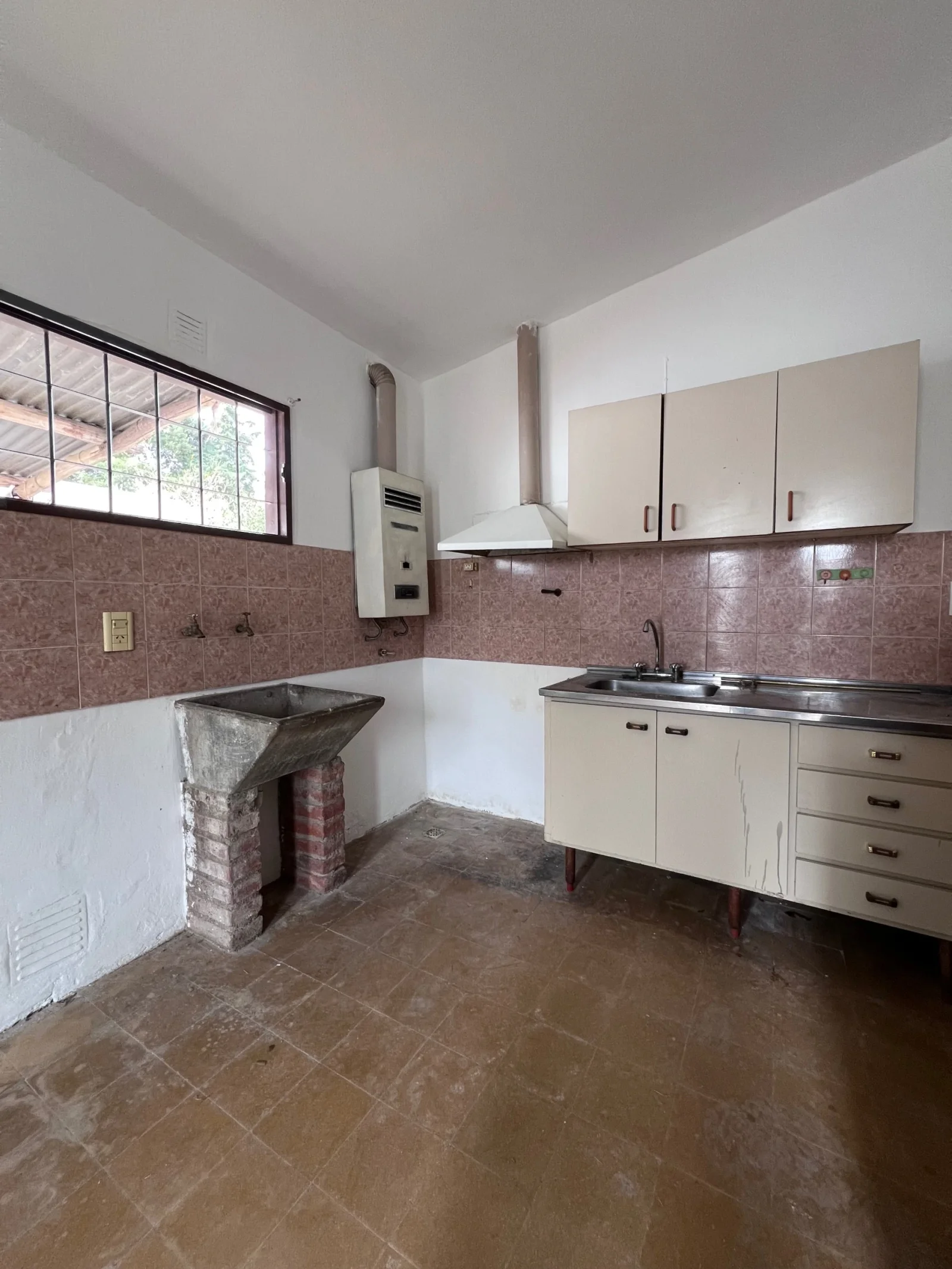 ALQUILER – Casa Bahia Blanca y Ecuador, Alta Gracia - Imagen 4