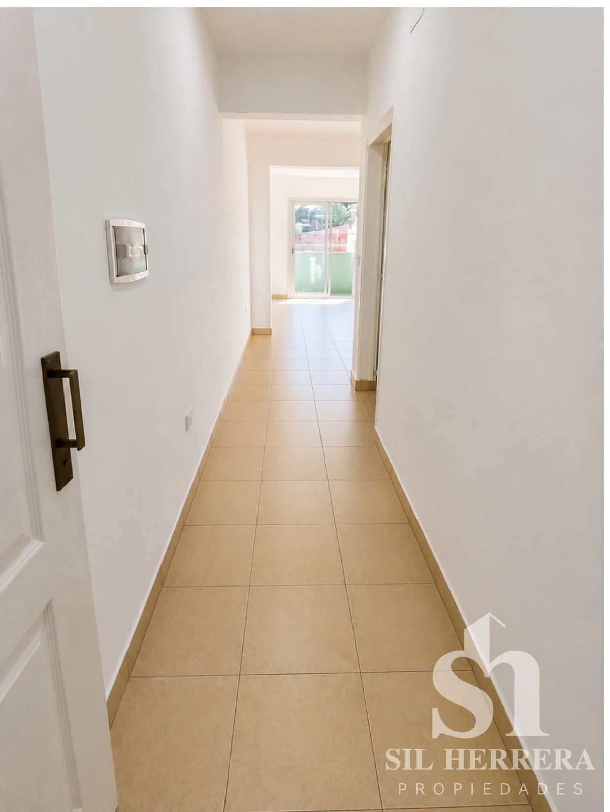 Departamento en venta c/ cochera en Centro - Imagen 2