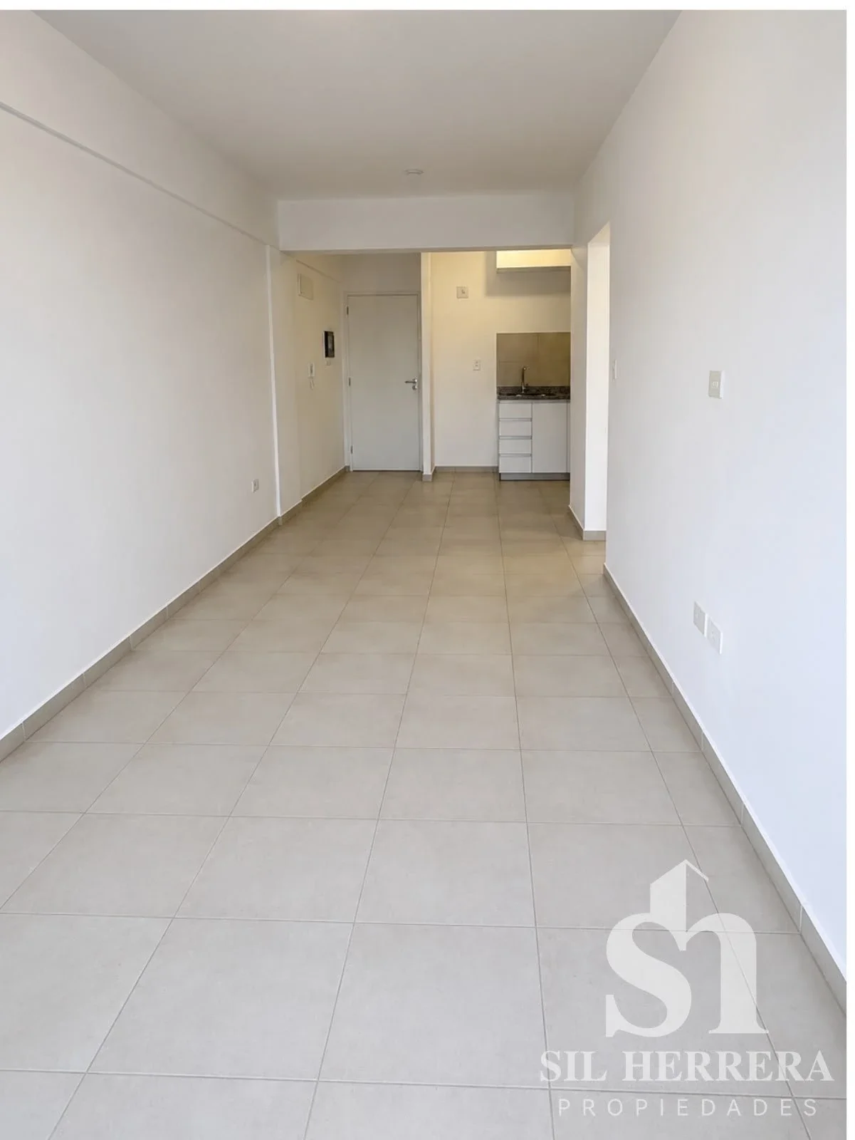 Departamento en alquiler c/ cochera en Centro - Imagen 4