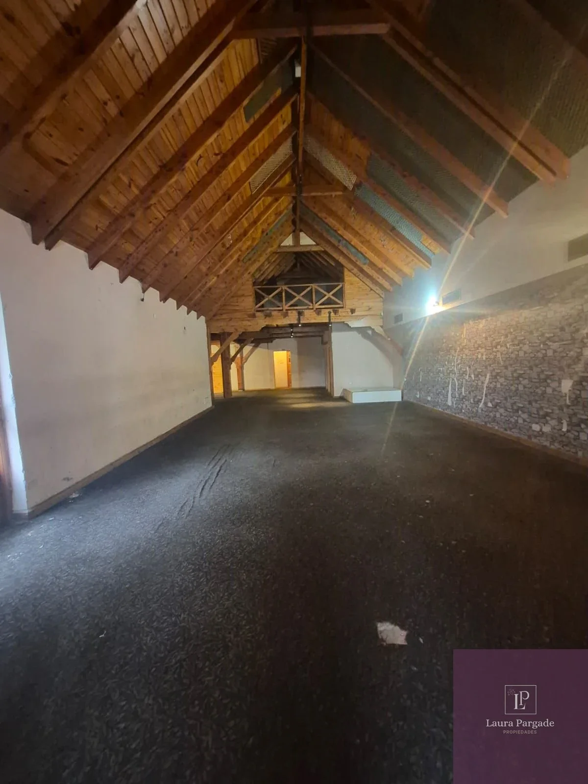 Local comercial en alquiler ubicado en Junín de los Andes - Imagen 3