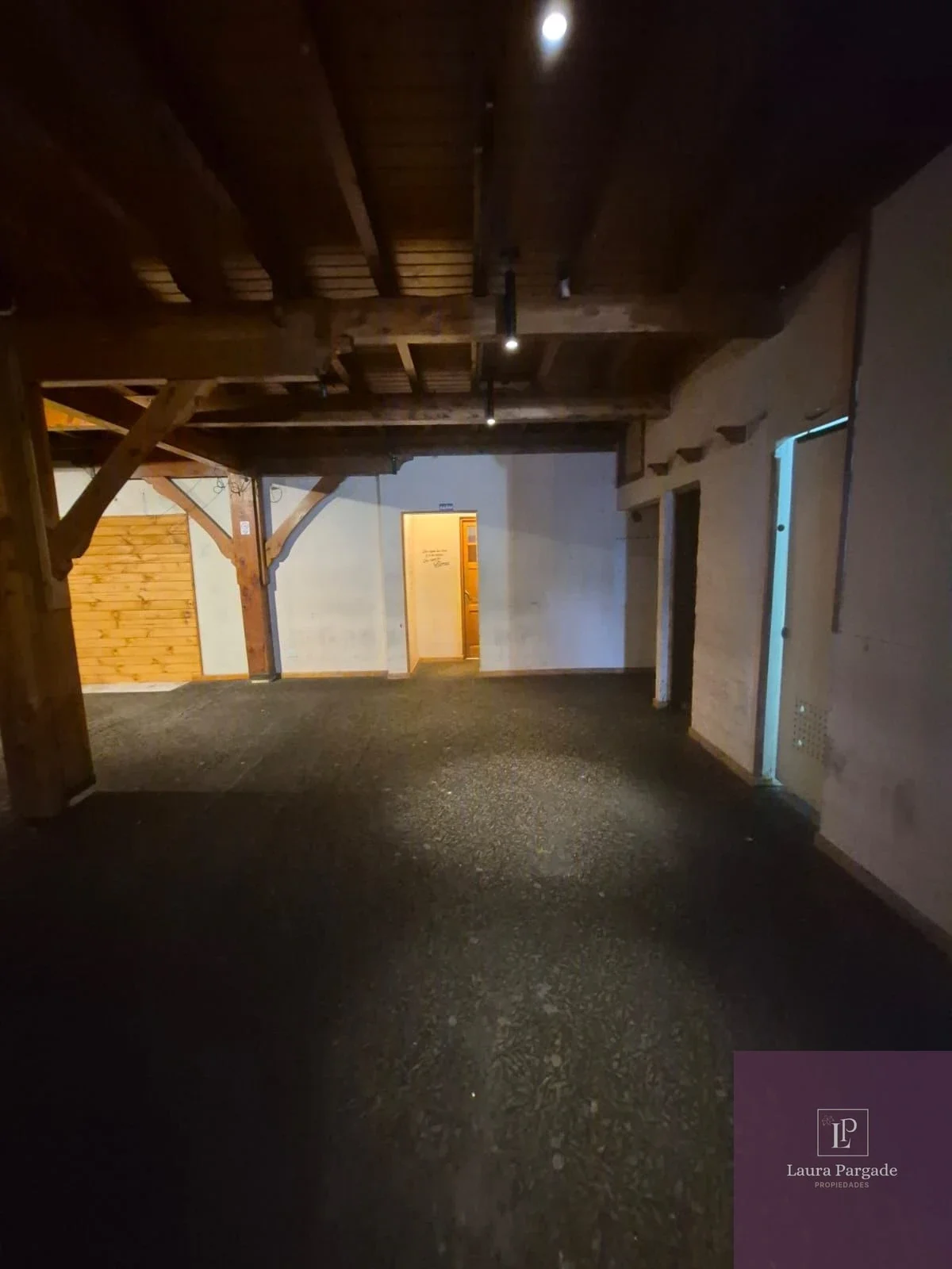 Local comercial en alquiler ubicado en Junín de los Andes - Imagen 4