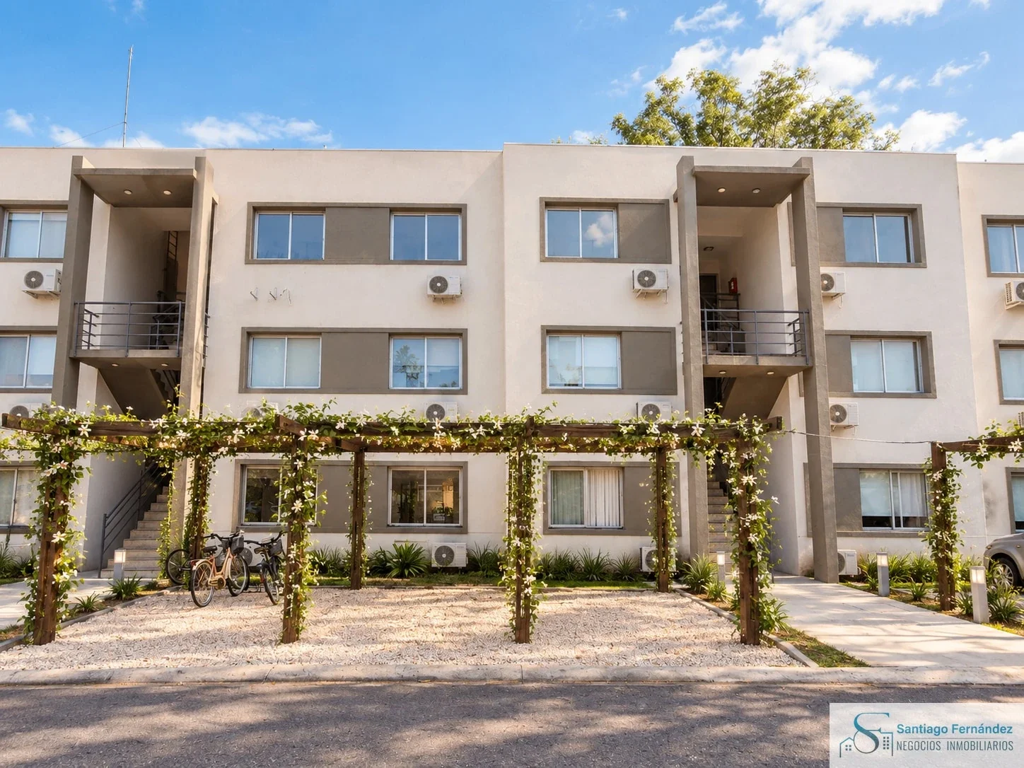 Departamento PB en venta c/ galeria y jardin en Lagoon Pilar Plaza - Imagen 1