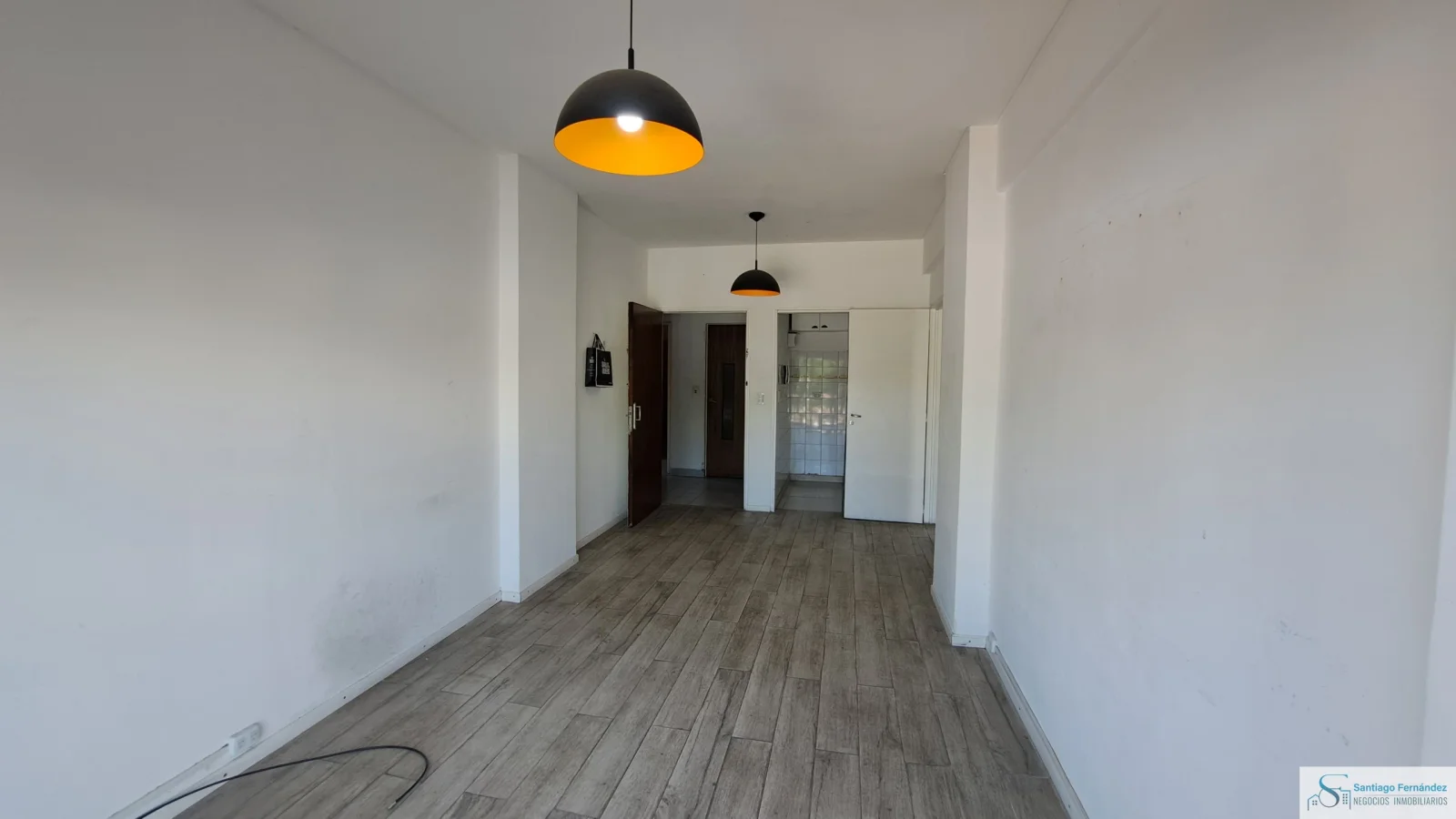 Oportunidad en Pilar Centro 2 amb con balcón corrido y excelente luz - Imagen 3