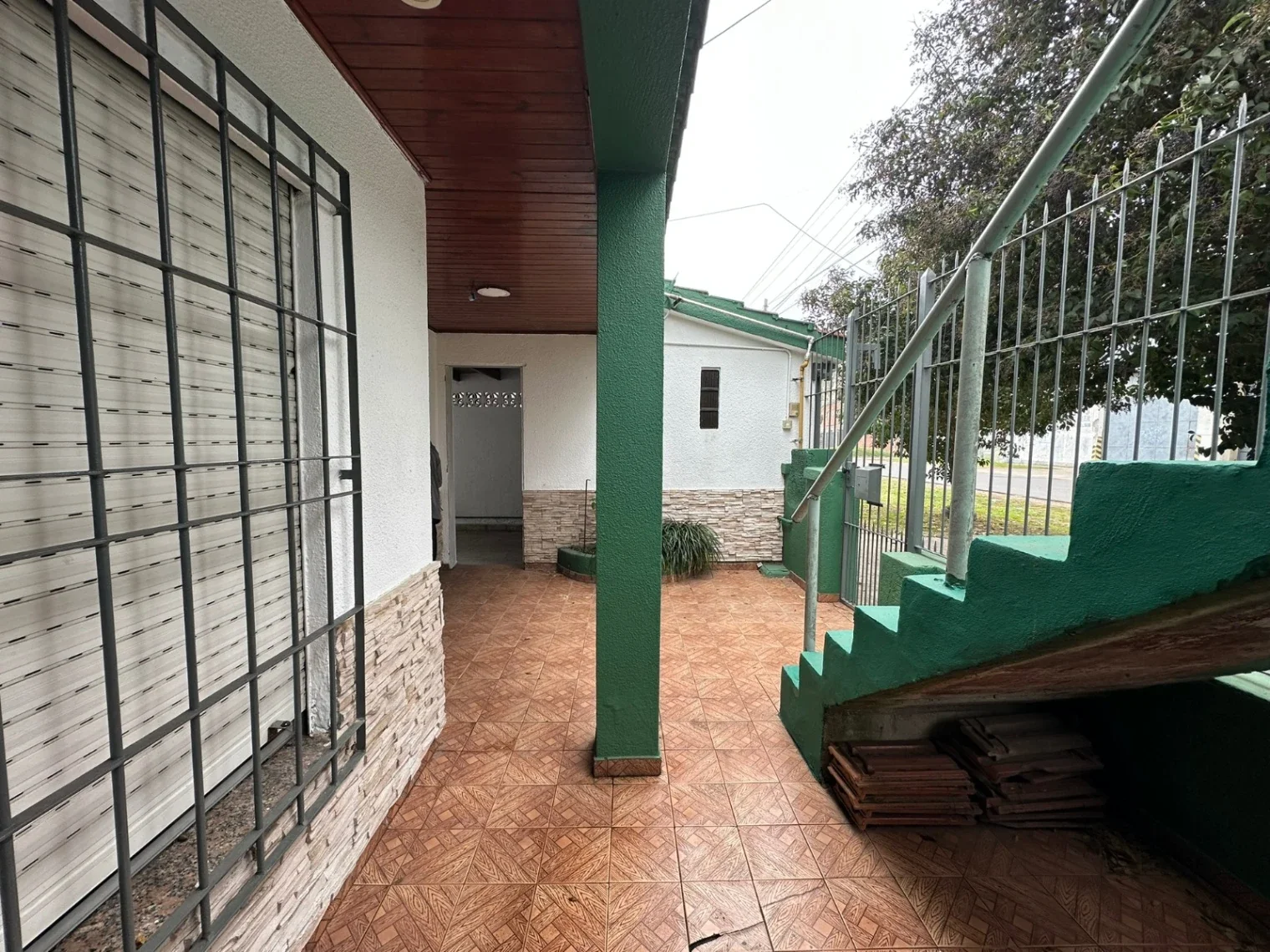 CASA 3AMB. CON GARAJE PASANTE - Imagen 4