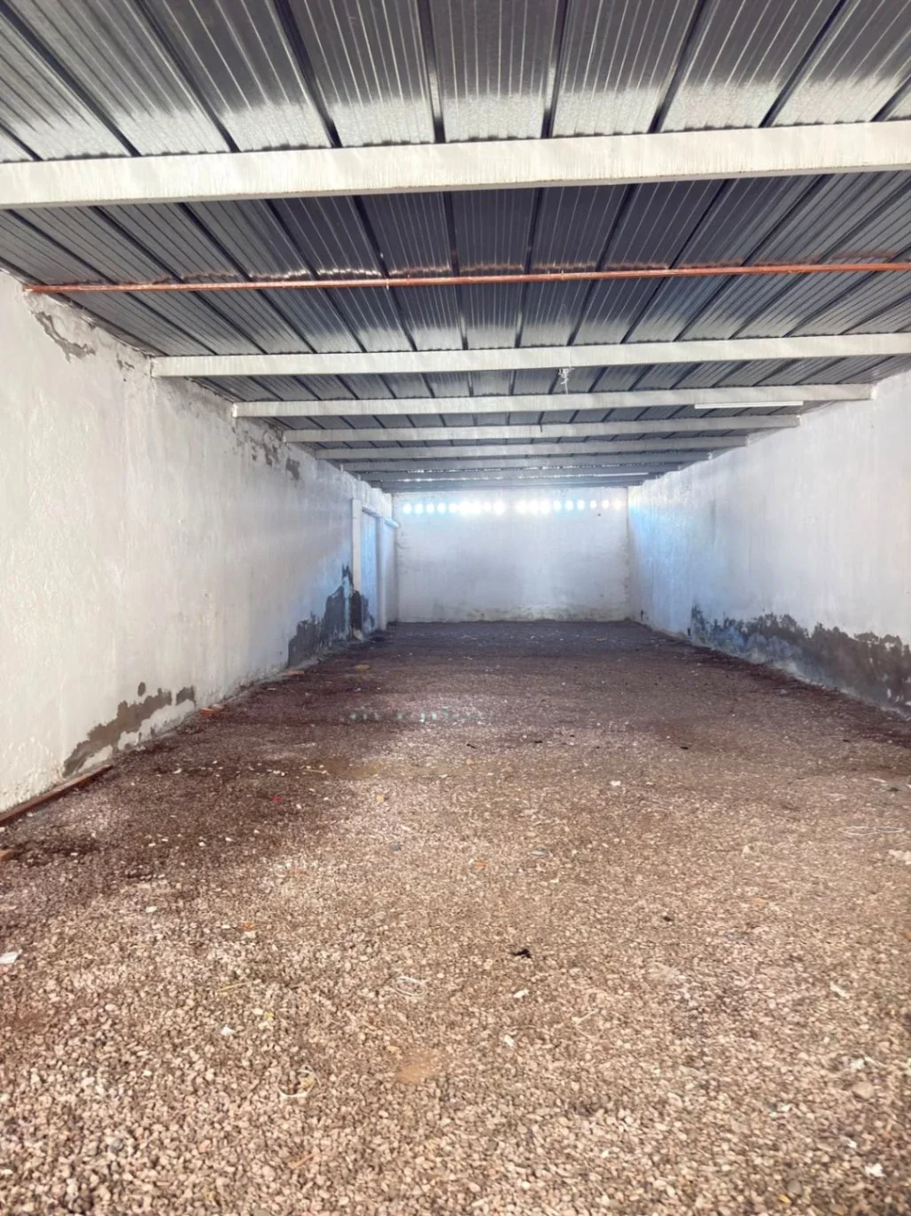 Galpón en alquiler de 233m2 ubicado en Otros Barrios - Imagen 3