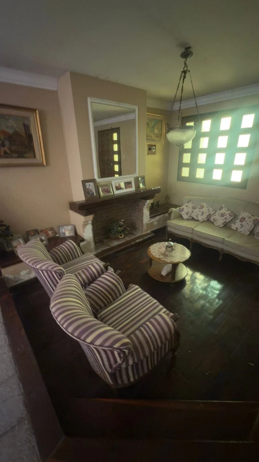 Casa en alquiler c/ cochera en Otros Barrios - Imagen 2