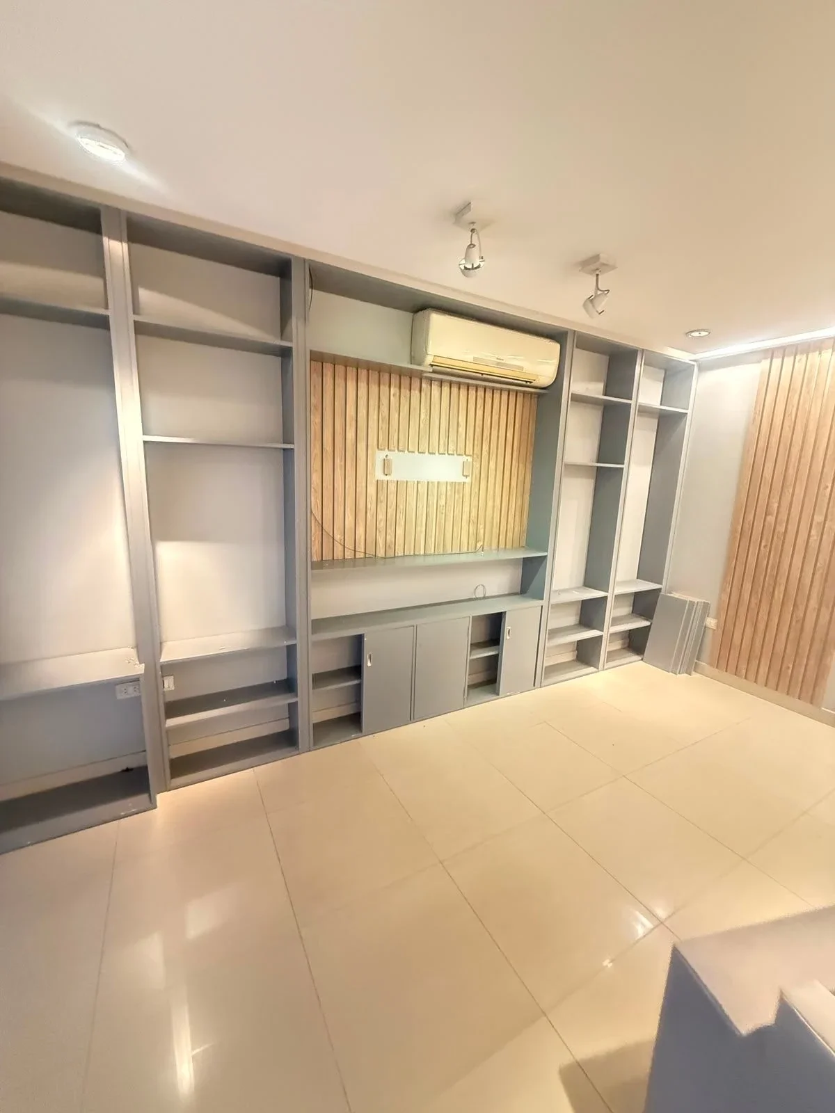 Departamento en alquiler c/ cochera en Centro - Imagen 3