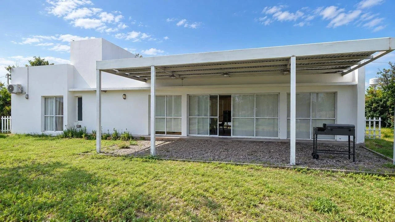 Casa en venta c/ cochera en La Banda - Imagen 2