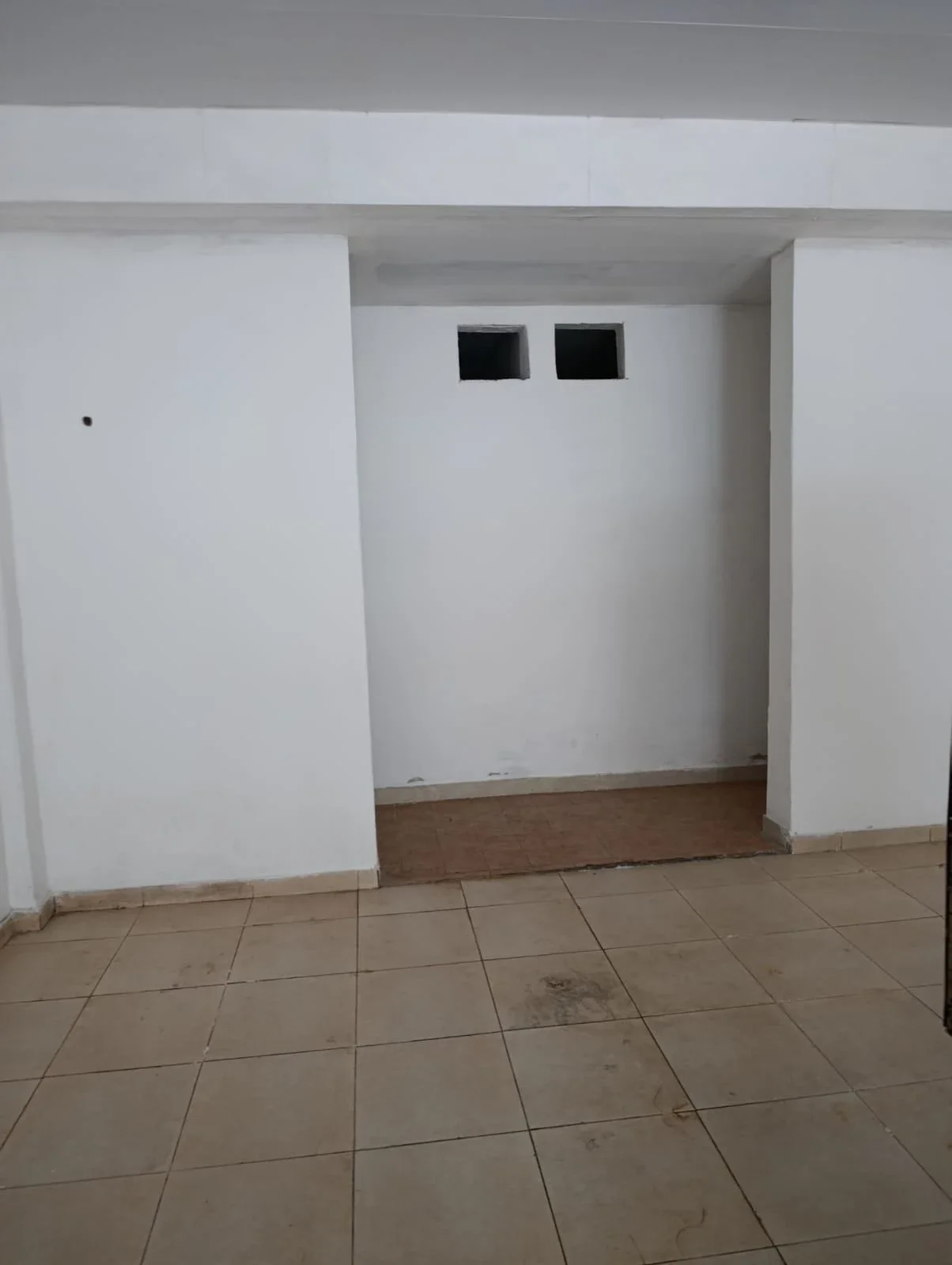 Local comercial en alquiler ubicado en Centro - Imagen 3