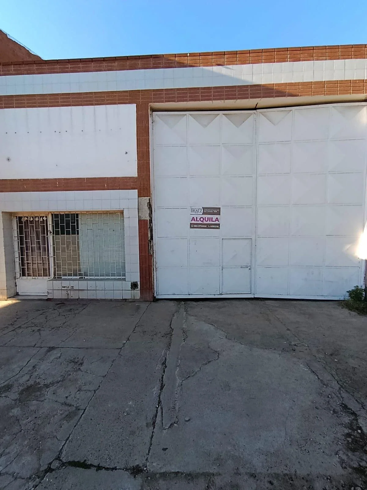Galpón en alquiler de 135m2 ubicado en Otros Barrios - Imagen 1