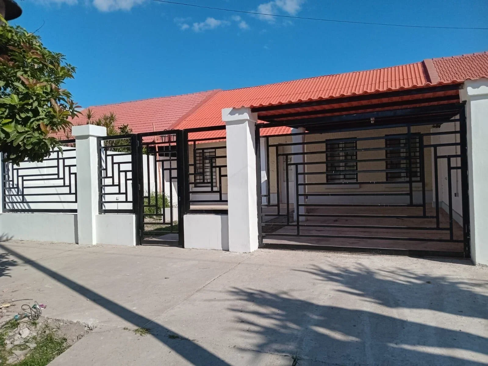 Casa en venta c/ cochera en La Banda - Imagen 2