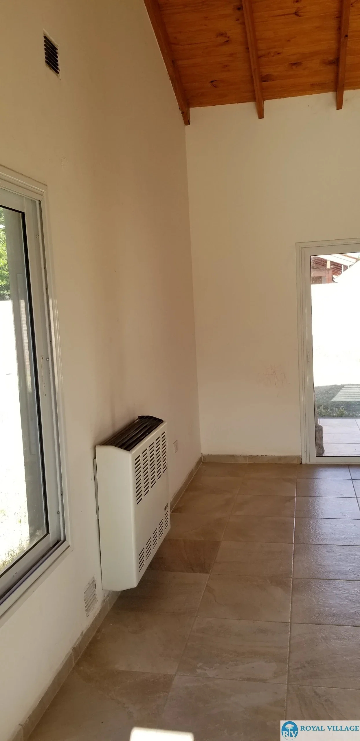 Casa quinta en alquiler de 170m2 ubicado en Plottier - Imagen 3
