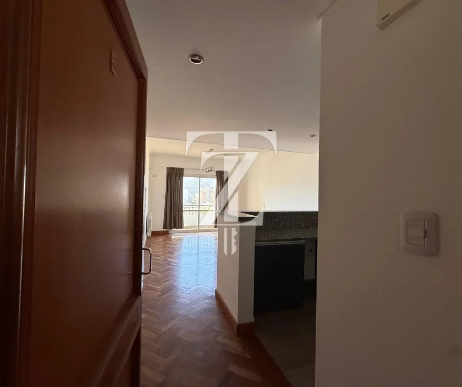 Departamento en alquiler c/ cochera en Centro - Imagen 4
