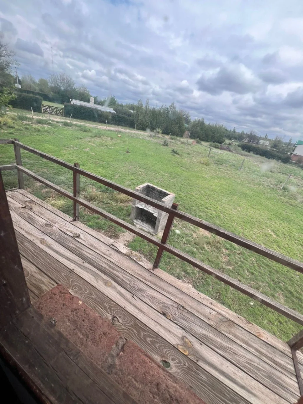 Casa en alquiler c/ cochera en 25 de Mayo - Imagen 1